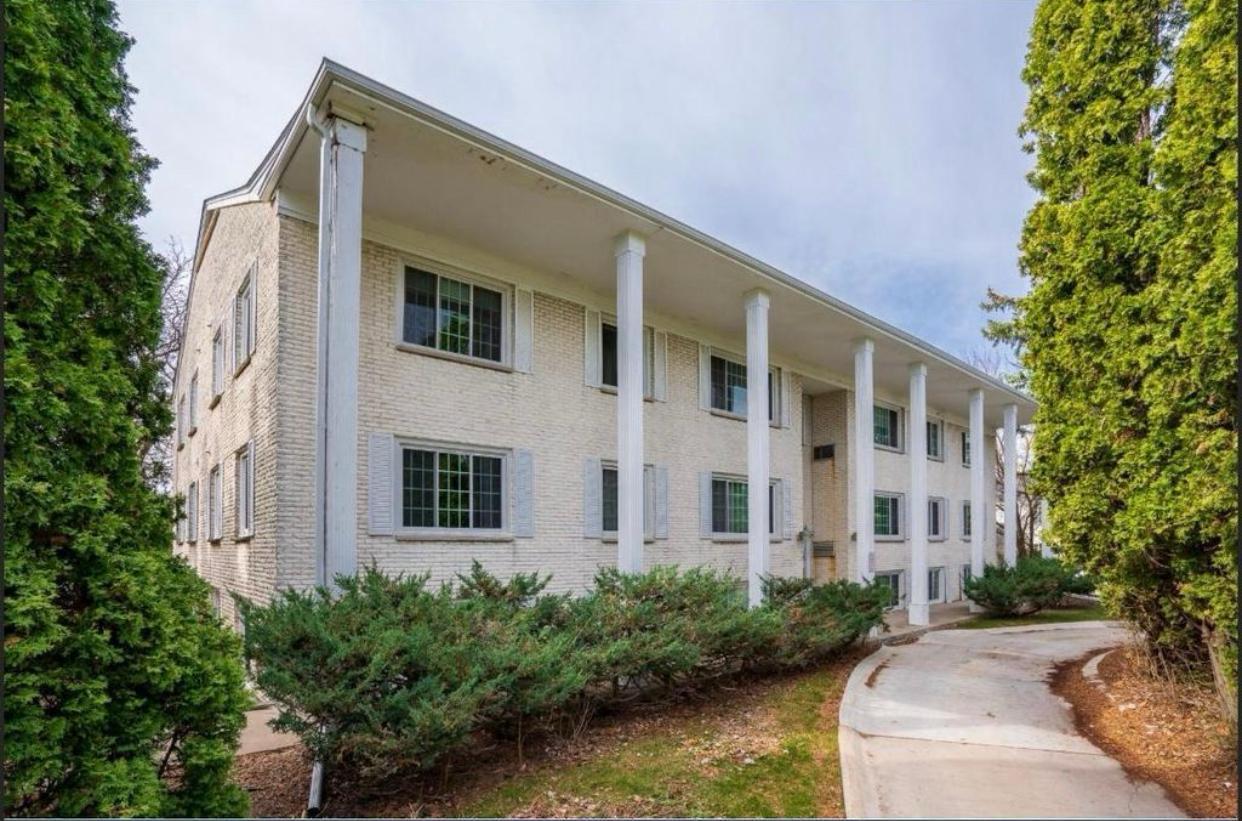 View of Commercial Sale at 4001 Mavelle Drive, Edina MN 55435, Edina - Mike Wilen | Minnesota Team Real Estate