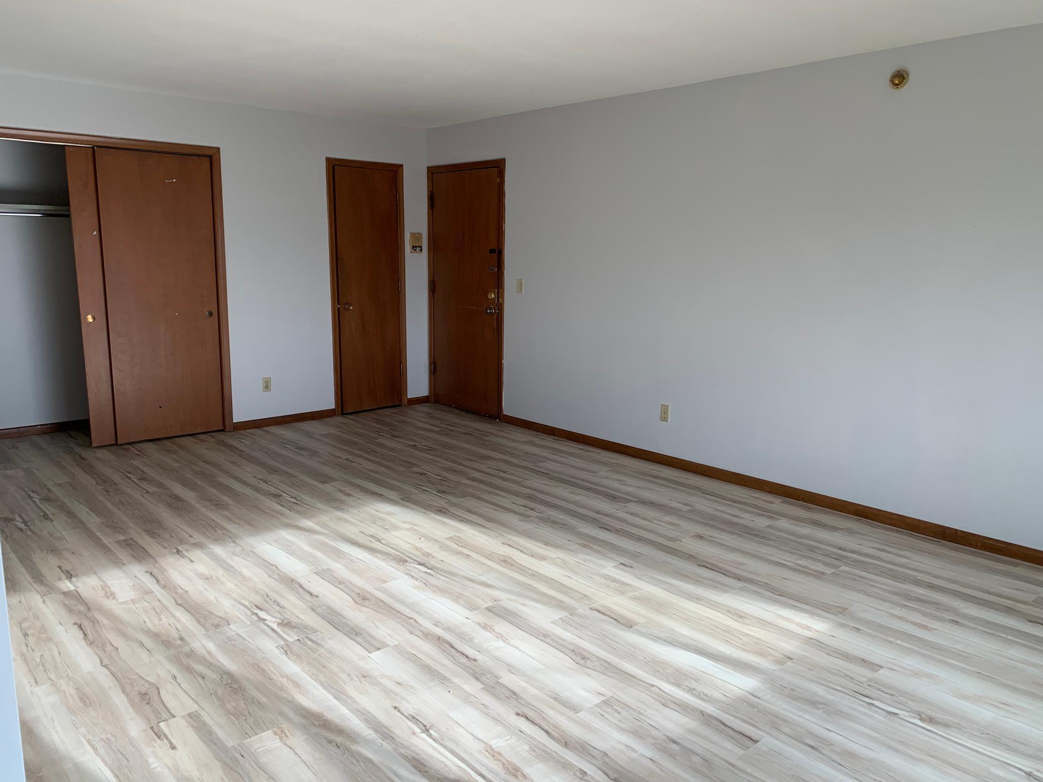 View of Commercial Sale at 4001 Mavelle Drive, Edina MN 55435, Edina (6 of 41) - Mike Wilen | Minnesota Team Real Estate