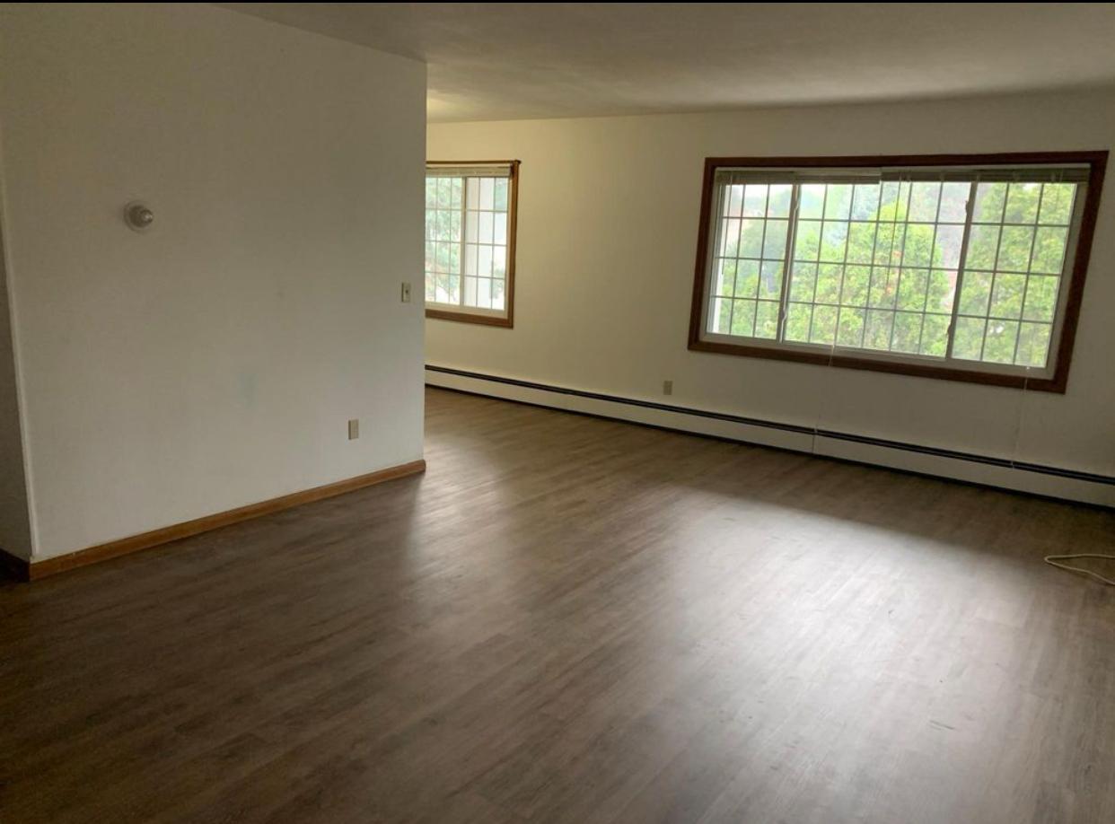 View of Commercial Sale at 4001 Mavelle Drive, Edina MN 55435, Edina (22 of 41) - Mike Wilen | Minnesota Team Real Estate