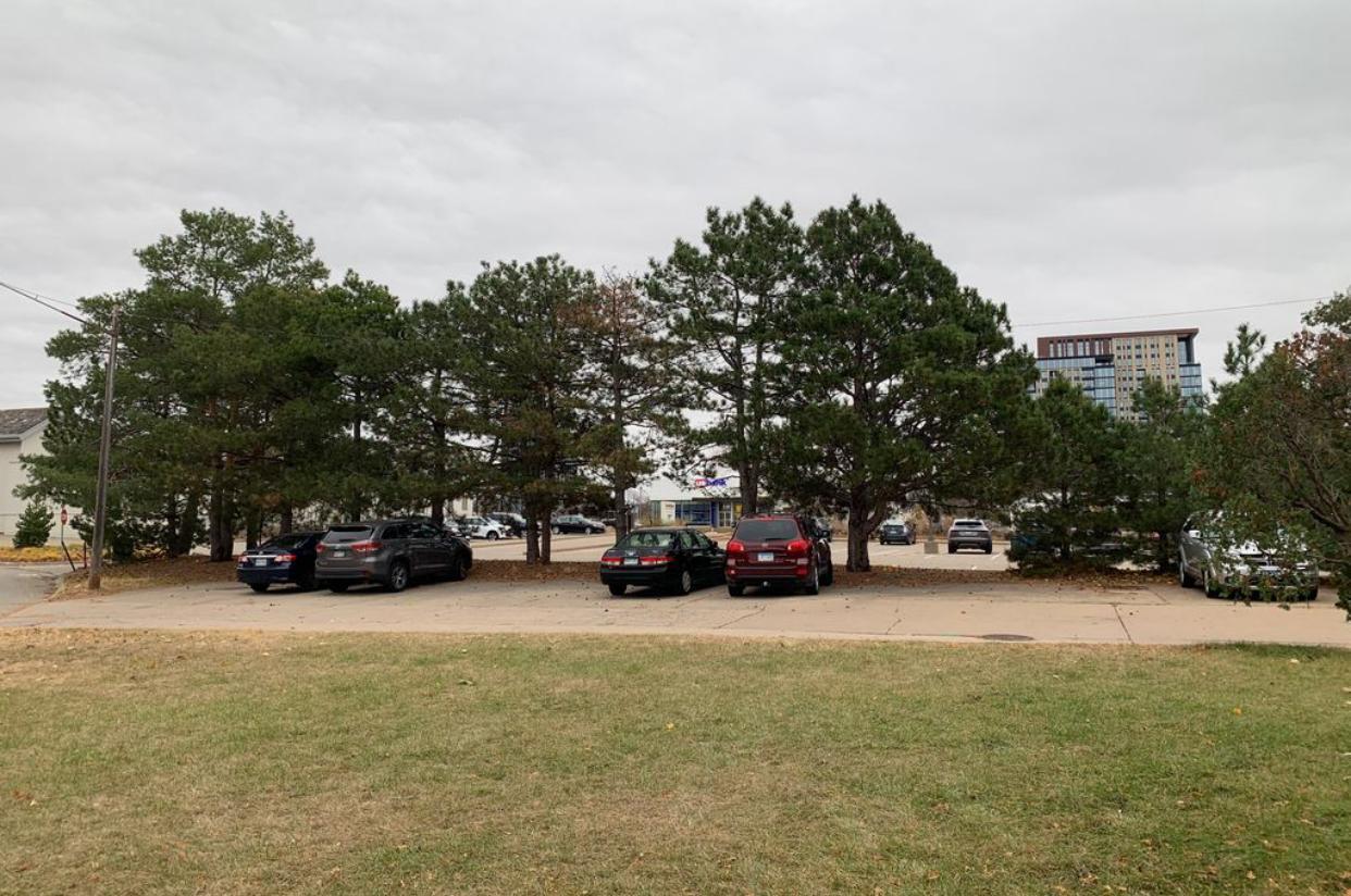 View of Commercial Sale at 4001 Mavelle Drive, Edina MN 55435, Edina (31 of 41) - Mike Wilen | Minnesota Team Real Estate