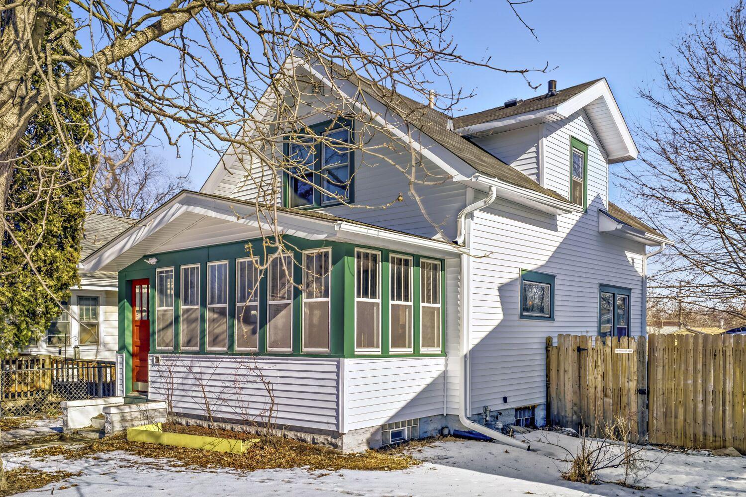 View of Residential at 1002 Earl Street, Saint Paul MN 55106, Saint Paul - Mike Wilen | Minnesota Team Real Estate