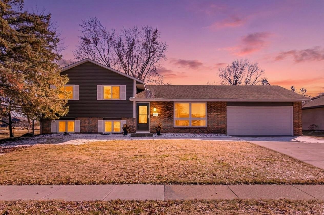 View of Residential at 4596 142nd Street, Apple Valley MN 55124, Apple Valley - Mike Wilen | Minnesota Team Real Estate