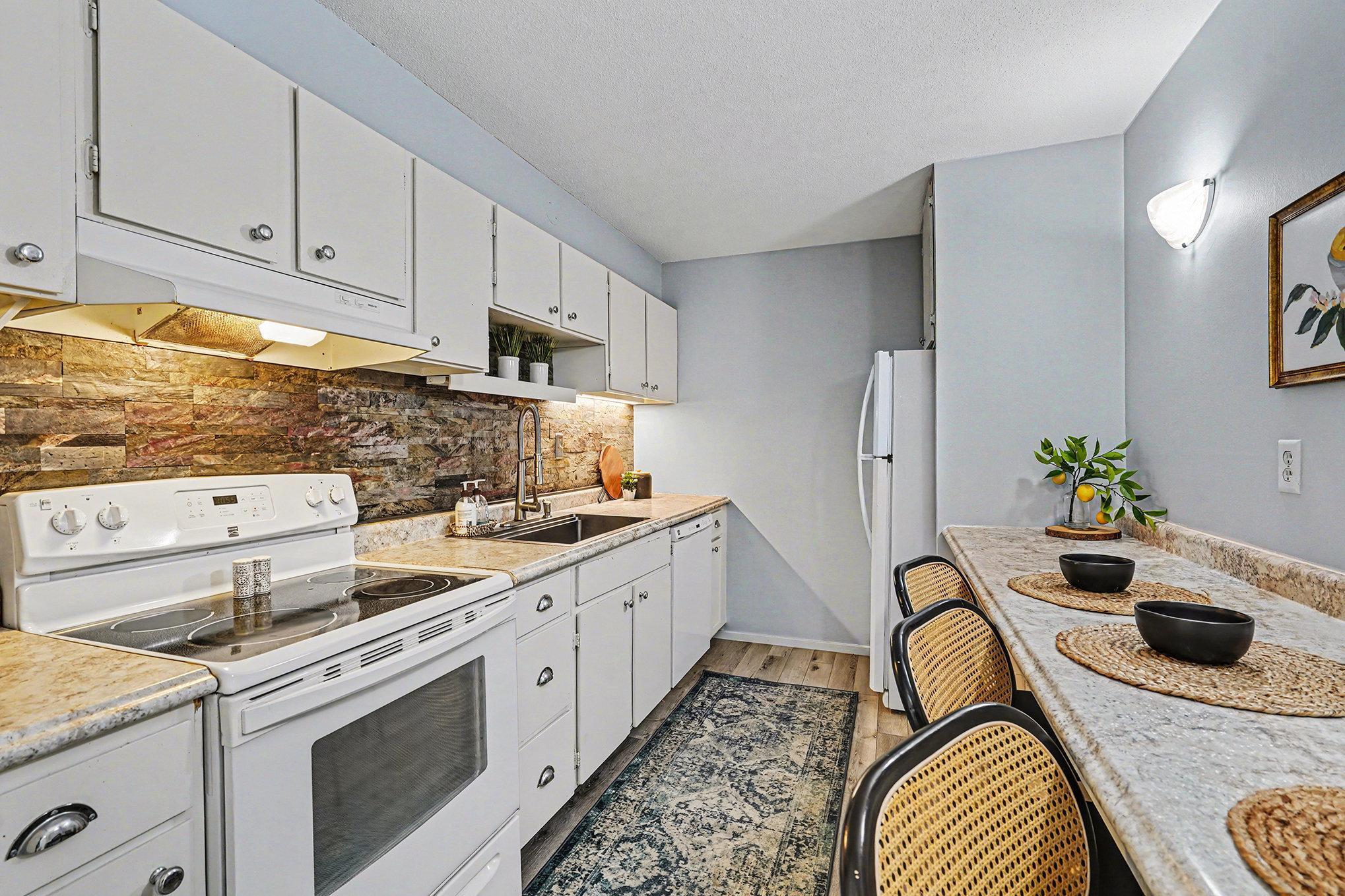 View of Residential at 6423 Colony Way #3L, Edina MN 55435, Edina (7 of 15) - Mike Wilen | Minnesota Team Real Estate