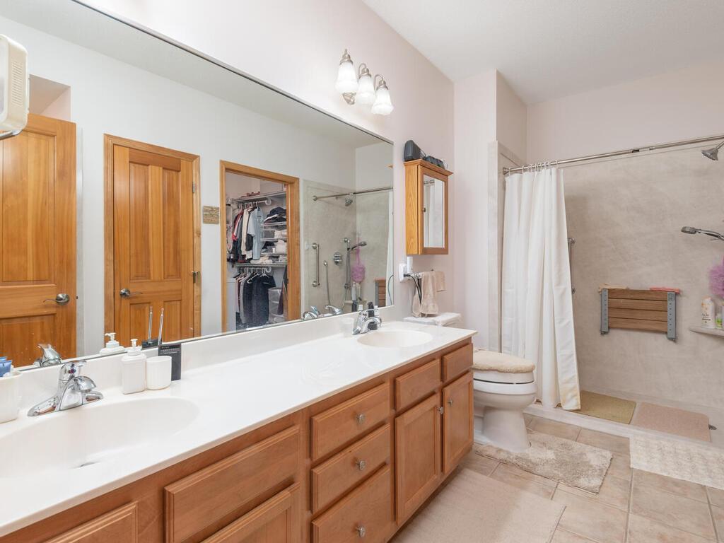 View of Residential at 5225 Grandview Square #210, Edina MN 55436, Edina (16 of 31) - Mike Wilen | Minnesota Team Real Estate