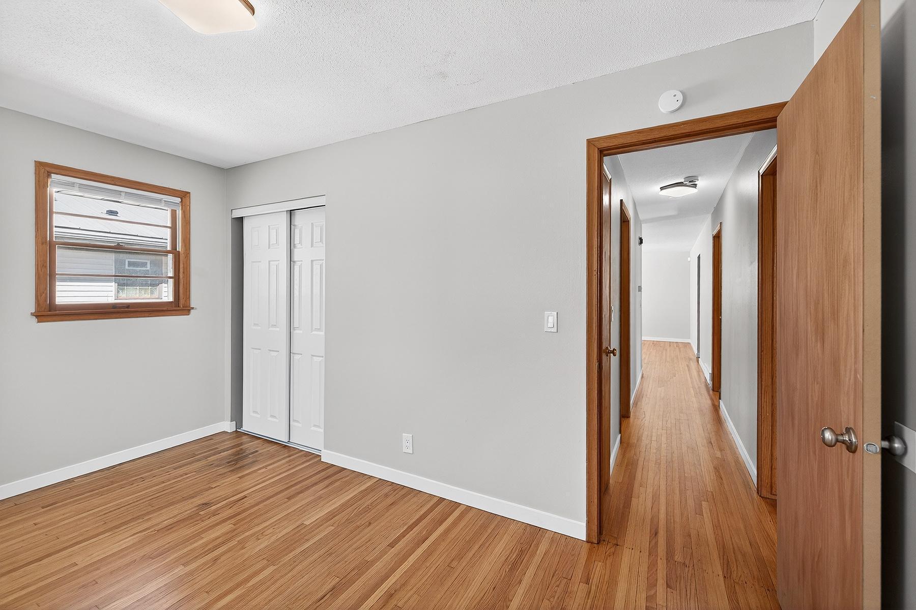 View of Residential Income at 5844 Washburn Avenue, Minneapolis MN 55410, Minneapolis (15 of 18) - Mike Wilen | Minnesota Team Real Estate