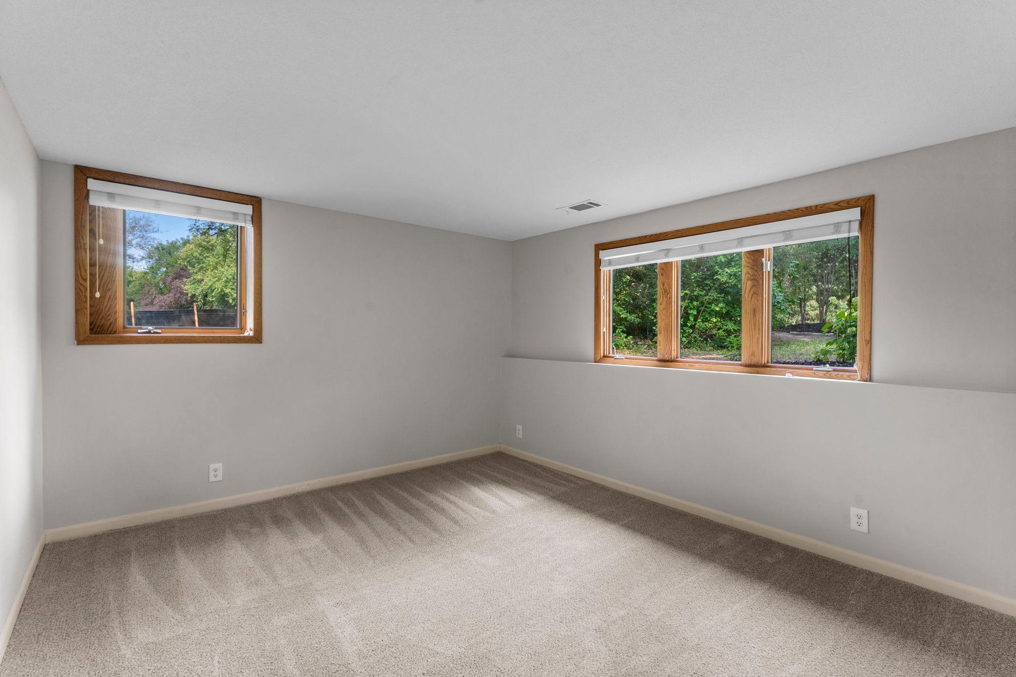 View of Residential at 16101 Hilltop Road, Eden Prairie MN 55347, Eden Prairie (21 of 30) - Mike Wilen | Minnesota Team Real Estate
