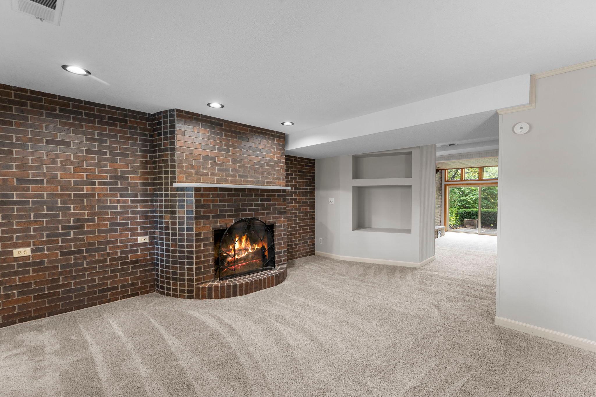 View of Residential at 16101 Hilltop Road, Eden Prairie MN 55347, Eden Prairie (17 of 30) - Mike Wilen | Minnesota Team Real Estate
