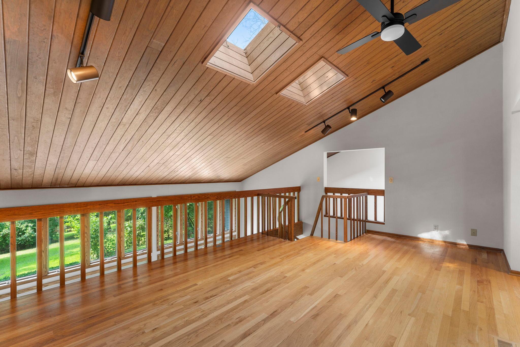 View of Residential at 16101 Hilltop Road, Eden Prairie MN 55347, Eden Prairie (12 of 30) - Mike Wilen | Minnesota Team Real Estate