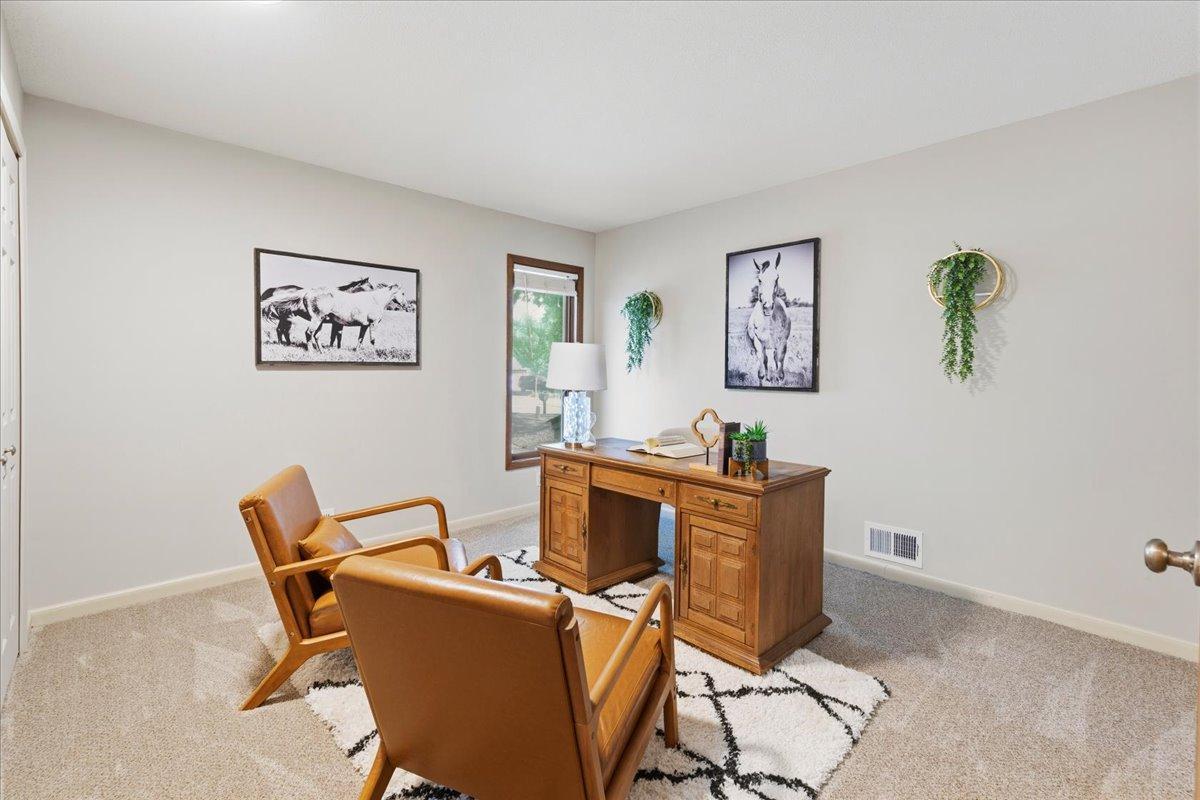 View of Residential at 16101 Hilltop Road, Eden Prairie MN 55347, Eden Prairie (18 of 54) - Mike Wilen | Minnesota Team Real Estate