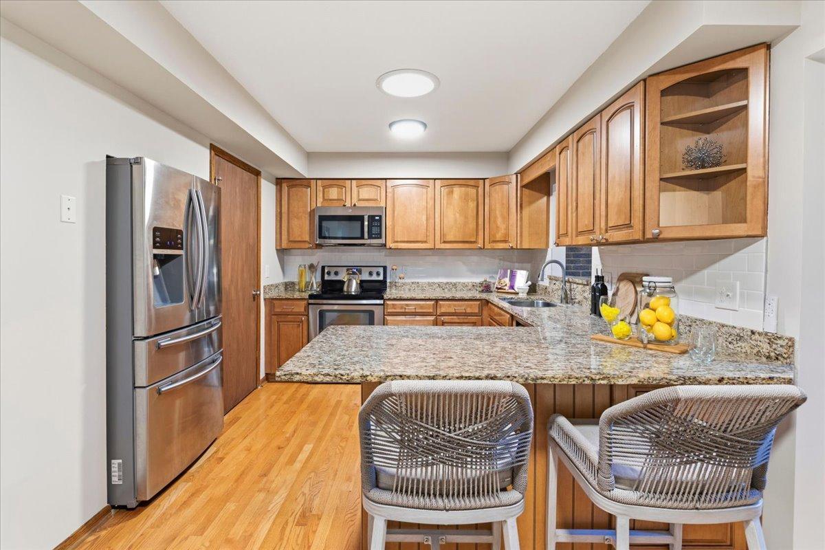 View of Residential at 16101 Hilltop Road, Eden Prairie MN 55347, Eden Prairie (20 of 54) - Mike Wilen | Minnesota Team Real Estate
