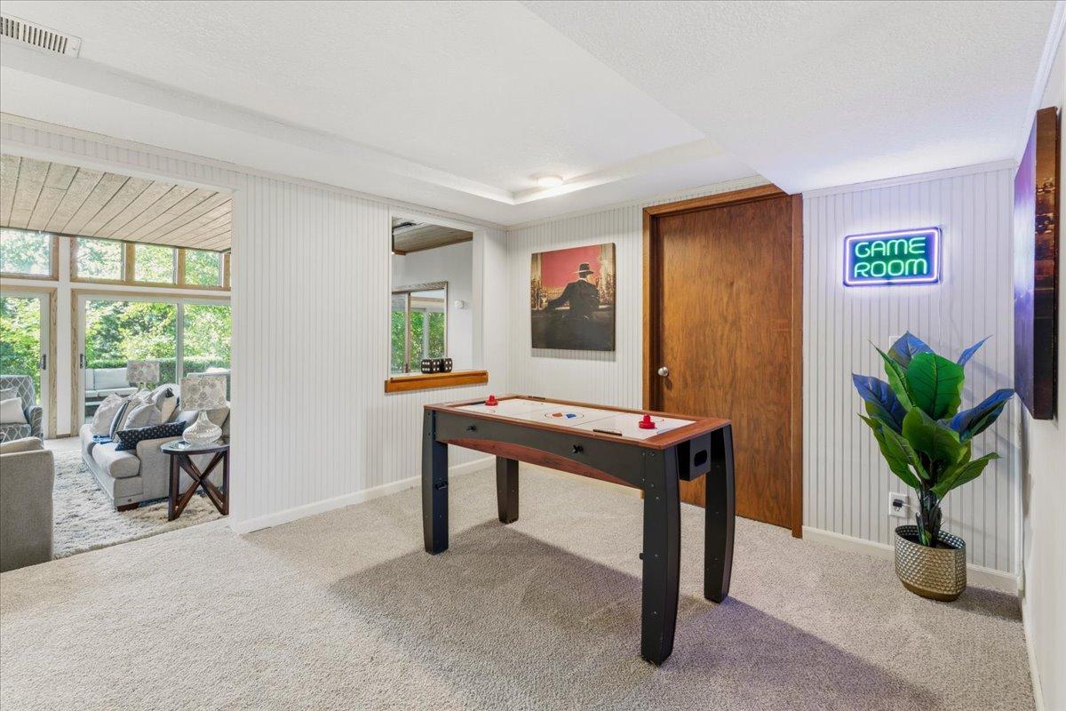 View of Residential at 16101 Hilltop Road, Eden Prairie MN 55347, Eden Prairie (36 of 54) - Mike Wilen | Minnesota Team Real Estate