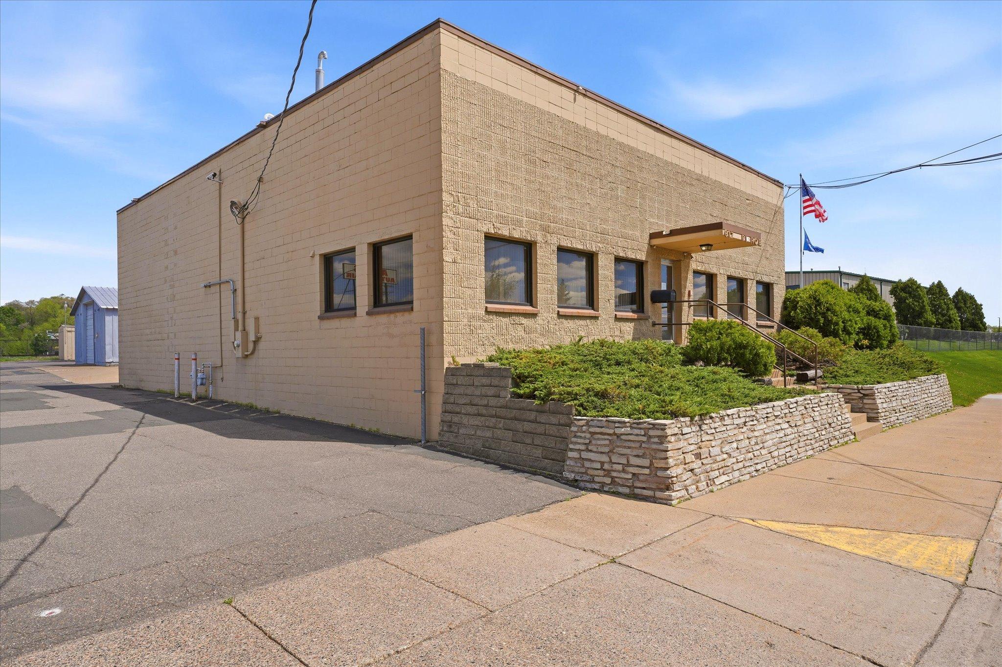 View of Commercial Sale at 617 Pierce Street, Anoka MN 55303, Anoka (24 of 69) - Mike Wilen | Minnesota Team Real Estate