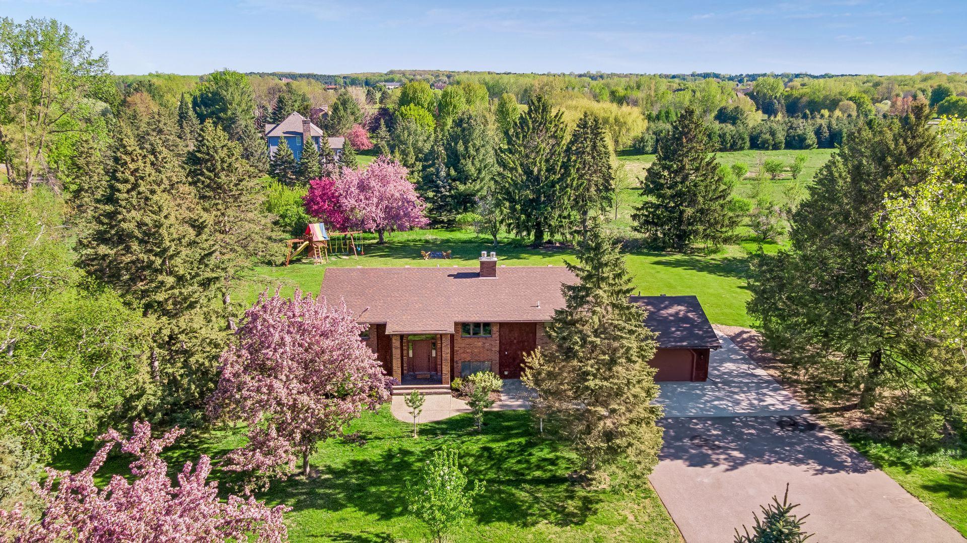 View of Residential at 7 Doral Road, Dellwood MN 55110, Dellwood - Mike Wilen | Minnesota Team Real Estate