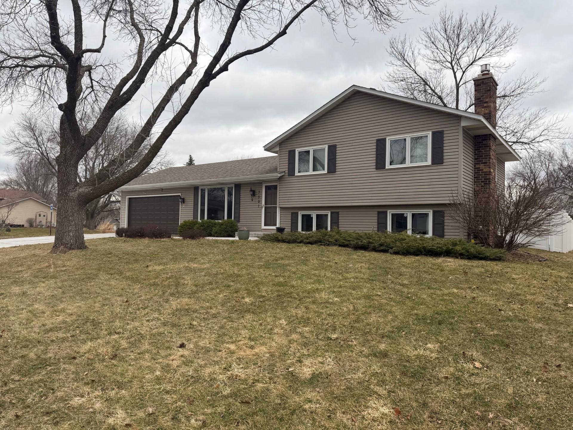 View of Residential at 7501 100th Street, Bloomington MN 55438, Bloomington - Mike Wilen | Minnesota Team Real Estate