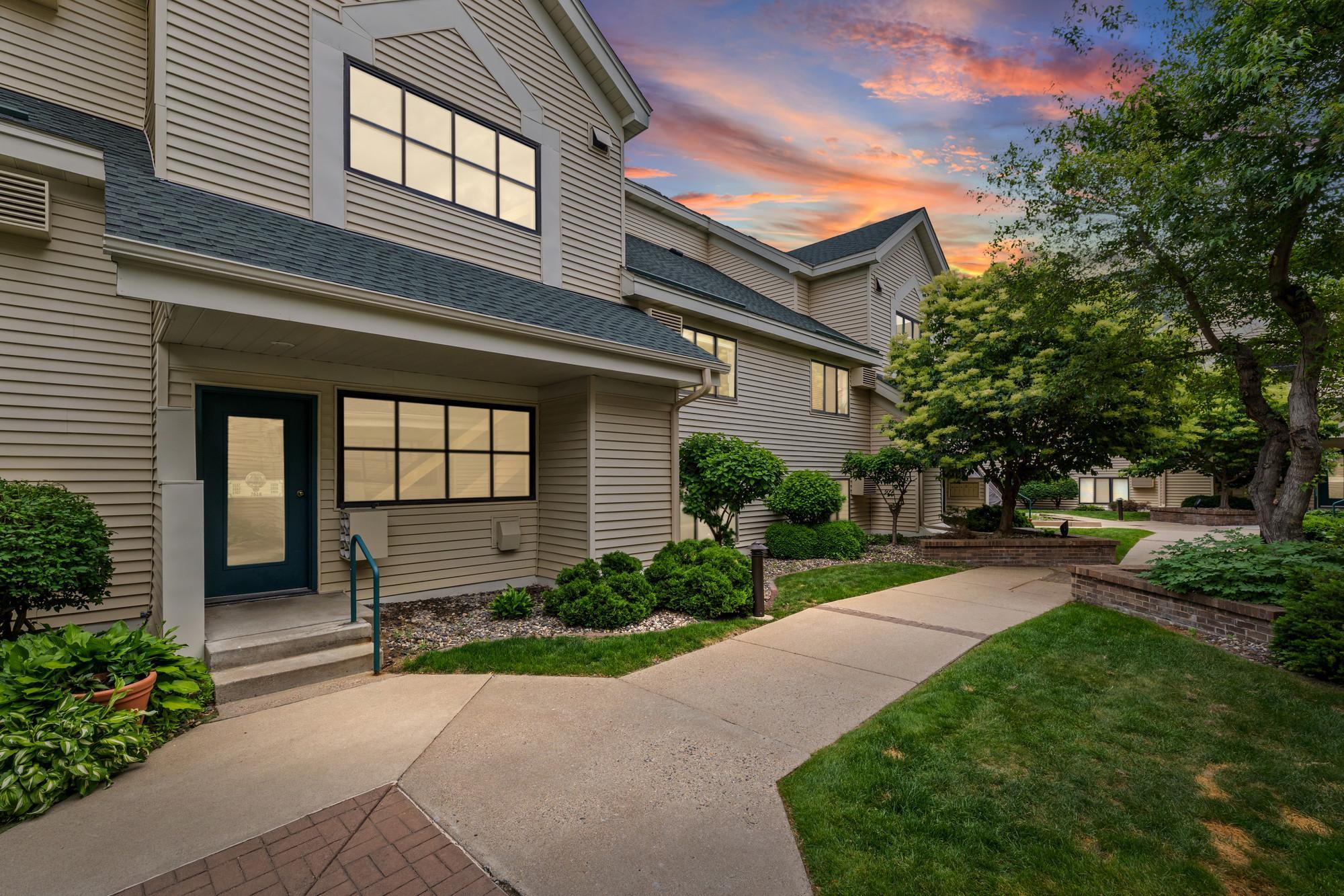 View of Residential at 7618 York Avenue #1218, Edina MN 55435, Edina (3 of 46) - Mike Wilen | Minnesota Team Real Estate