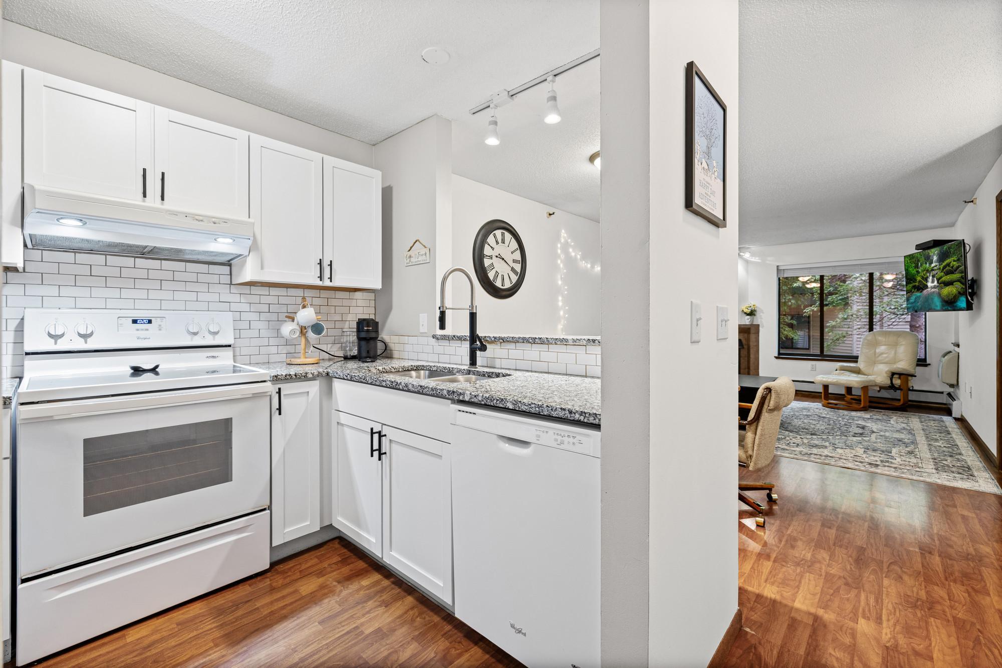 View of Residential at 7618 York Avenue #1218, Edina MN 55435, Edina (2 of 46) - Mike Wilen | Minnesota Team Real Estate