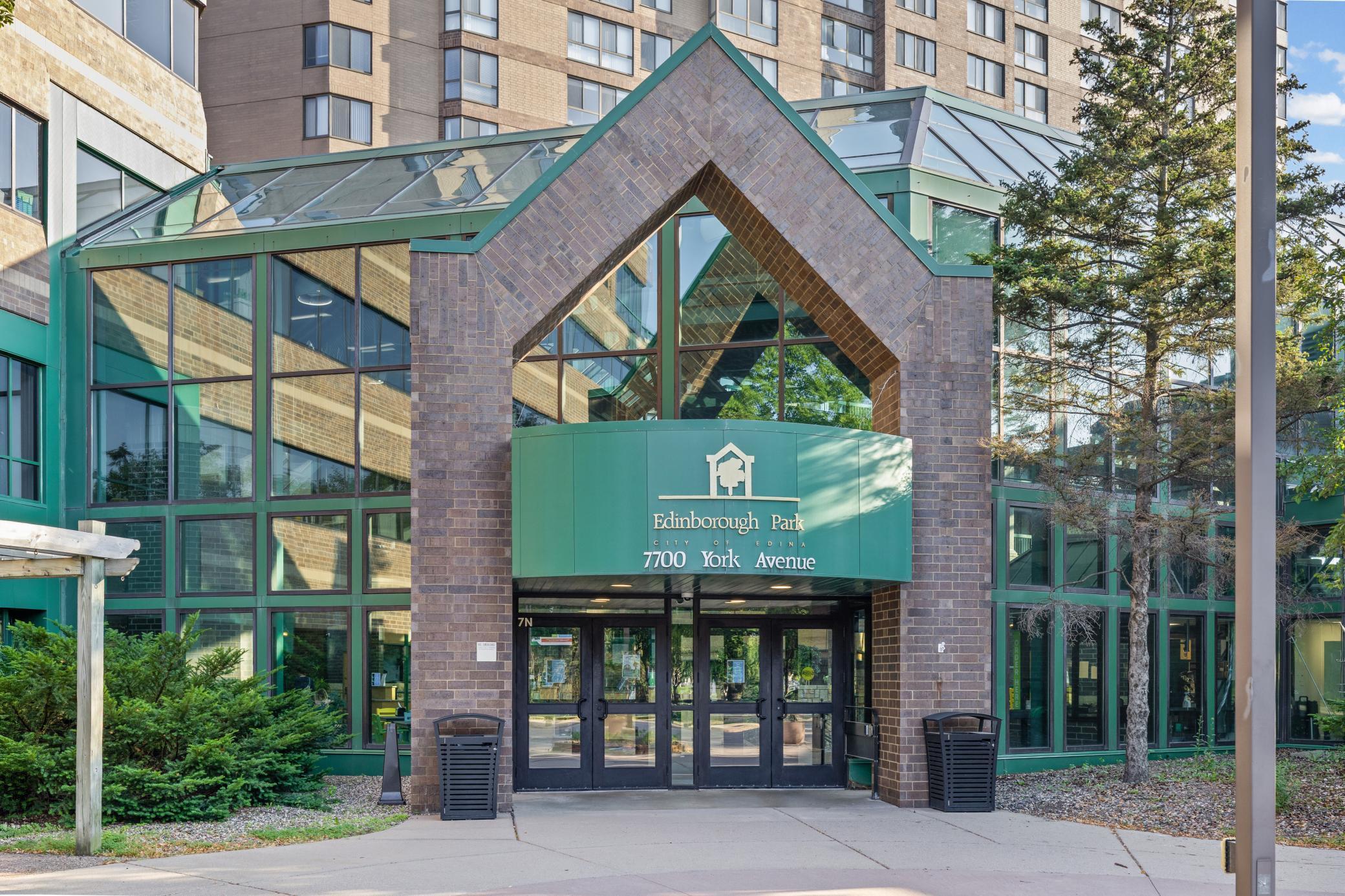 View of Residential at 7618 York Avenue #1218, Edina MN 55435, Edina (38 of 46) - Mike Wilen | Minnesota Team Real Estate