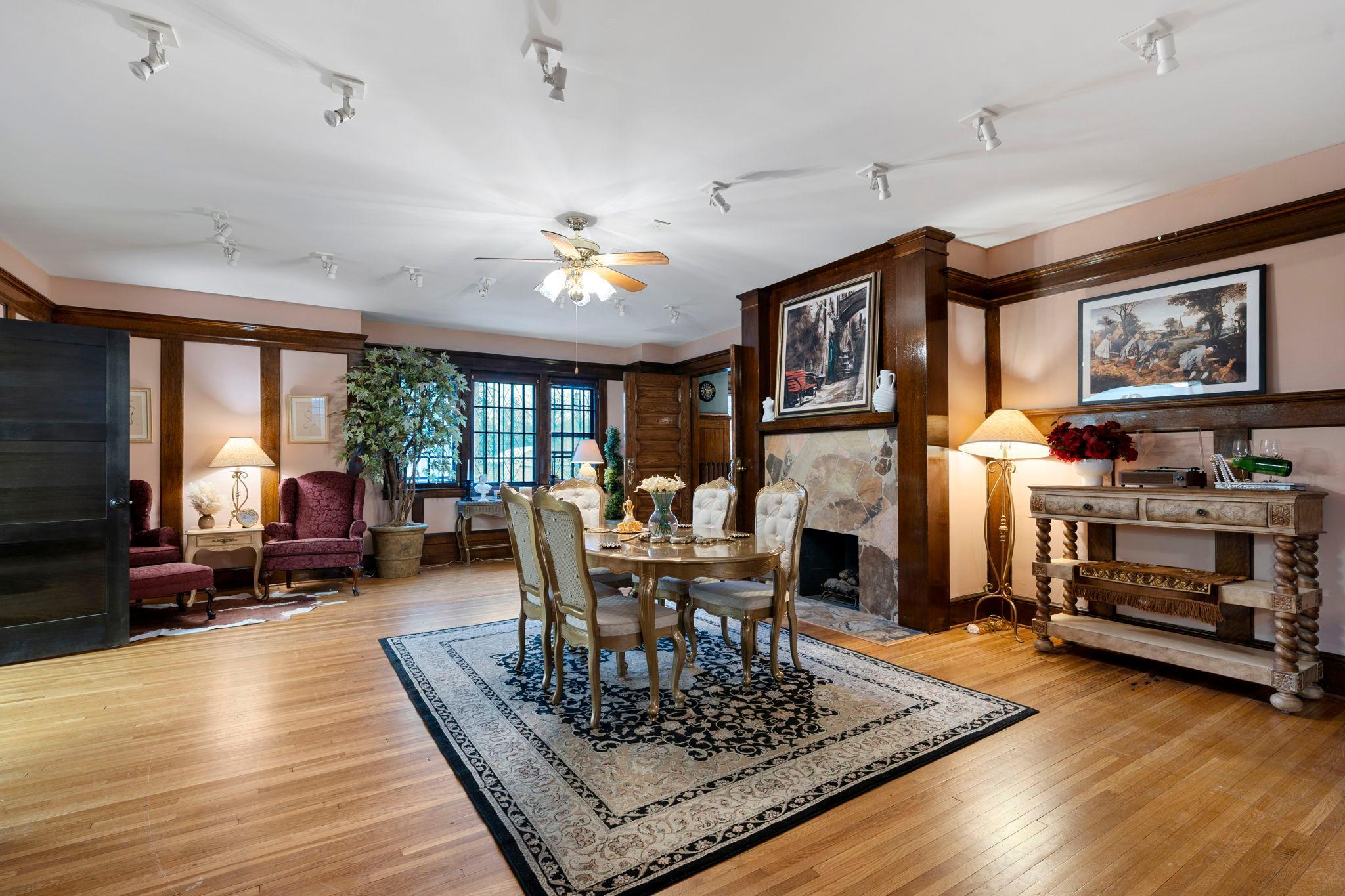View of Commercial Sale at 3040 Lyndale Avenue, Minneapolis MN 55408, Minneapolis (19 of 48) - Mike Wilen | Minnesota Team Real Estate