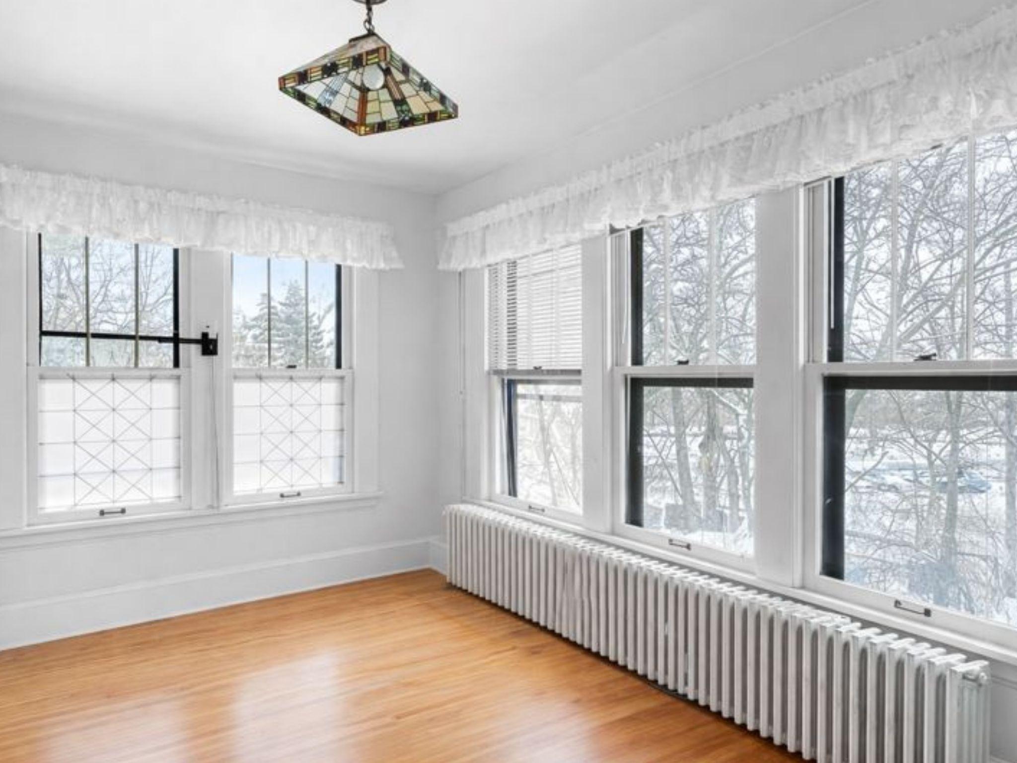 View of Residential Income at 836 Thornton Street, Minneapolis MN 55414, Minneapolis (5 of 8) - Mike Wilen | Minnesota Team Real Estate