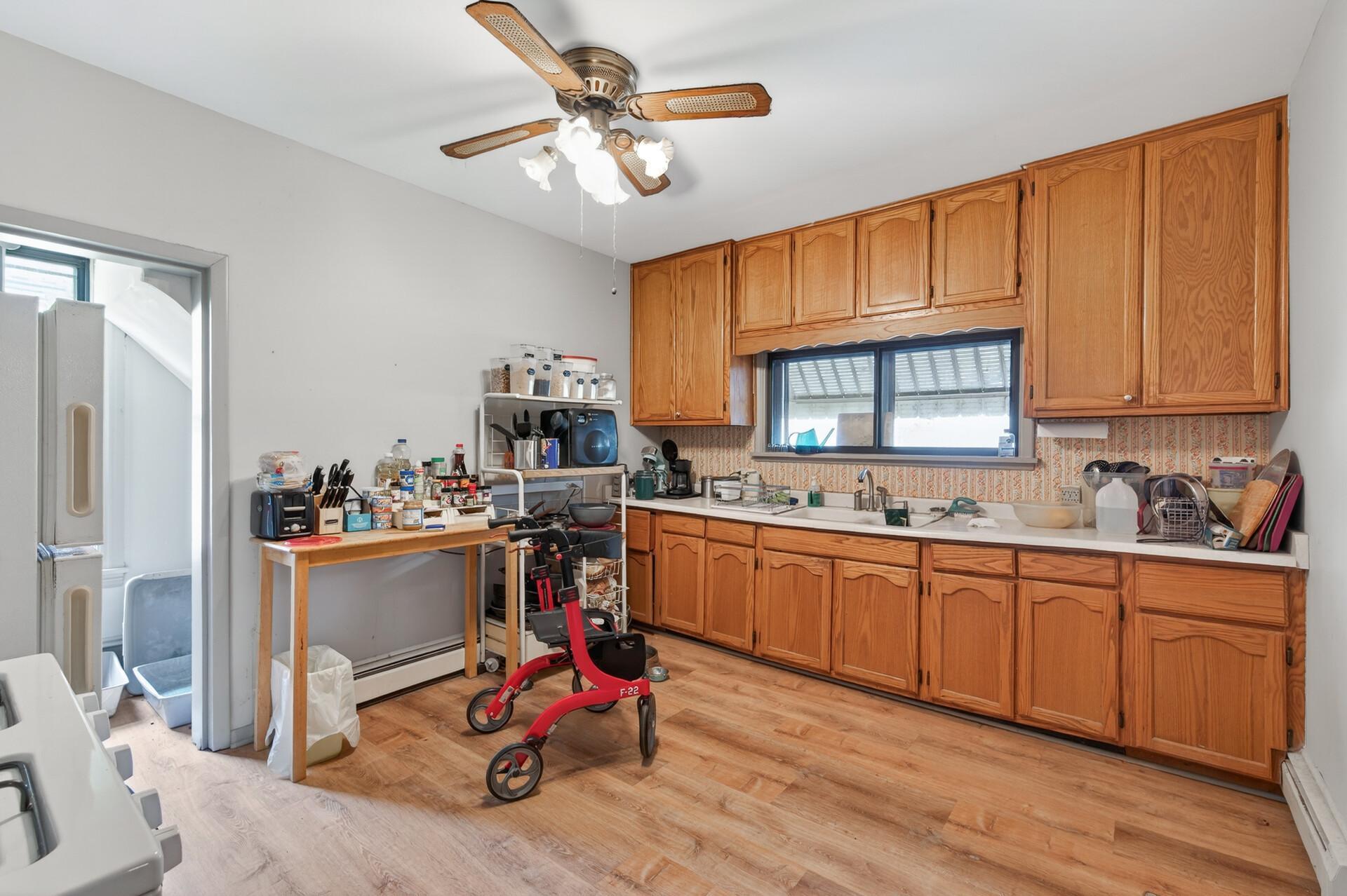 View of Residential Income at 4126 Dupont Avenue, Minneapolis MN 55412, Minneapolis (23 of 38) - Mike Wilen | Minnesota Team Real Estate
