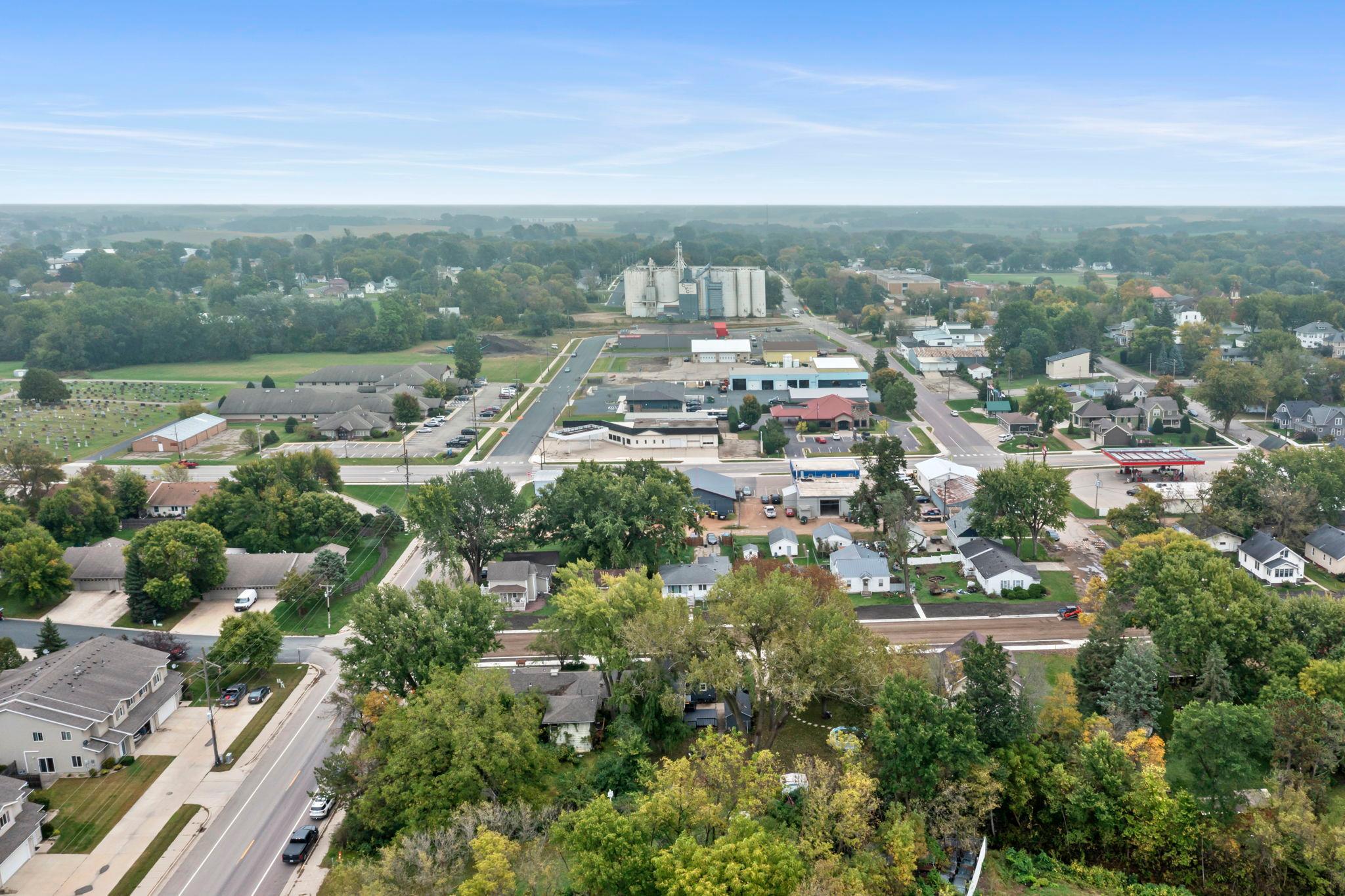 View of Residential at 406 5th Street, Montgomery MN 56069, Montgomery (45 of 46) - Mike Wilen | Minnesota Team Real Estate