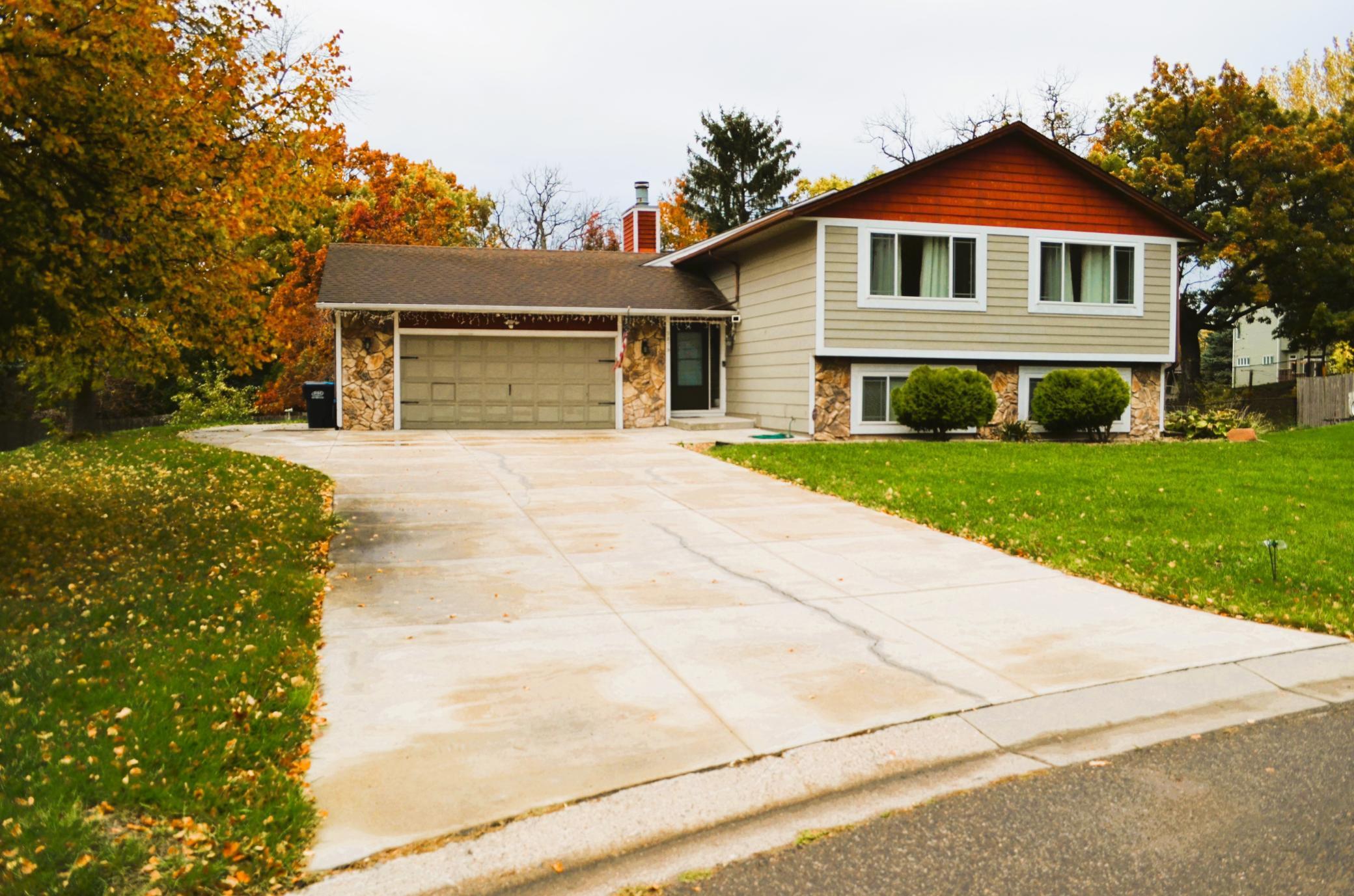 View of Residential at 9879 Upper 173rd Court, Lakeville MN 55044, Lakeville - Mike Wilen | Minnesota Team Real Estate