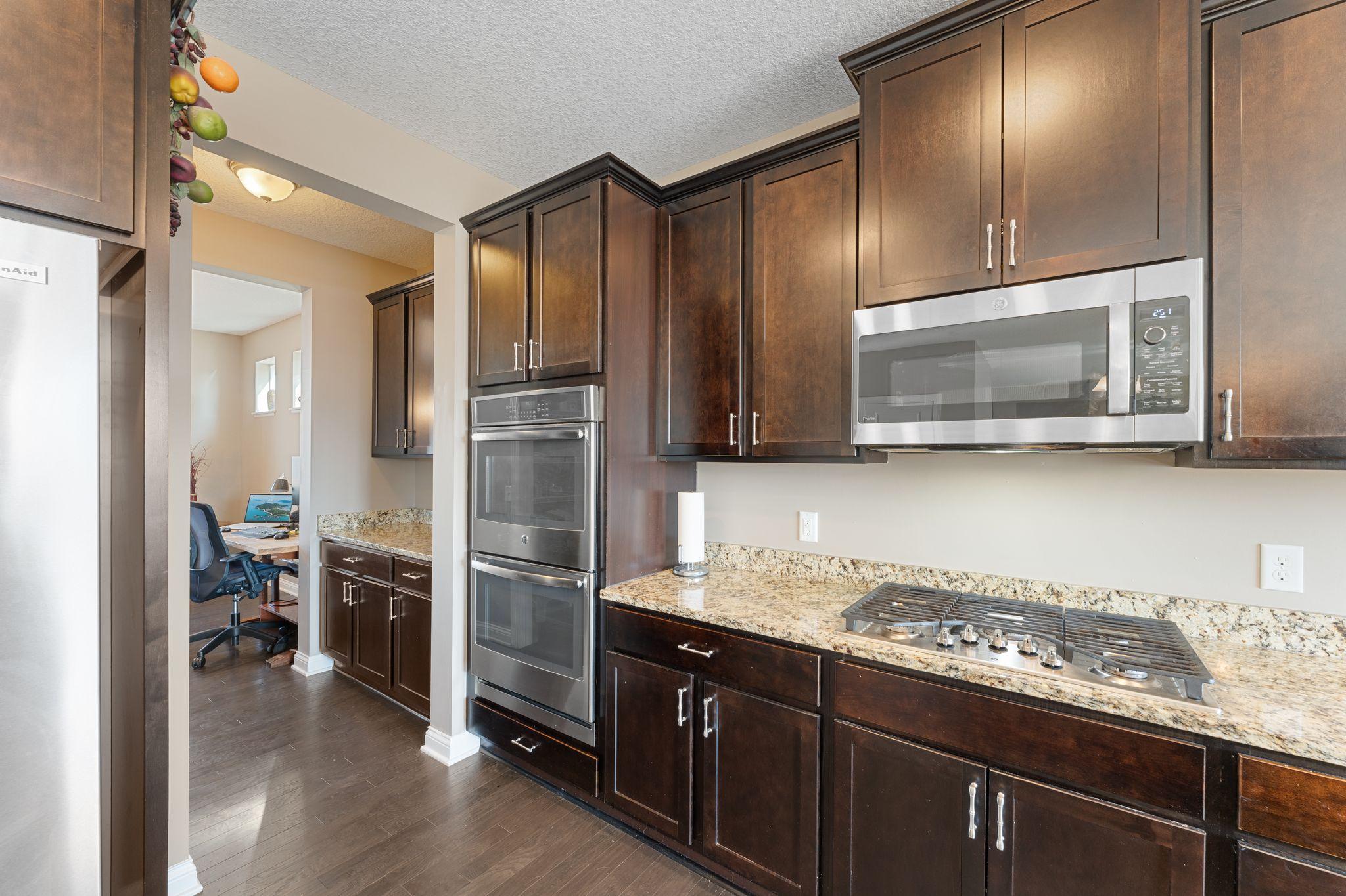 View of Residential at 4014 Holasek Path, Chaska MN 55318, Chaska (12 of 45) - Mike Wilen | Minnesota Team Real Estate