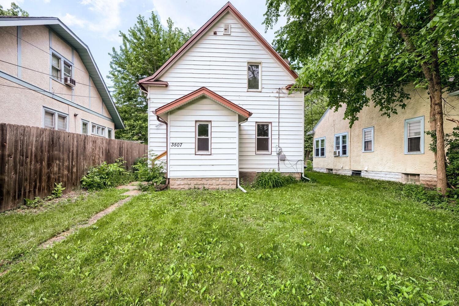 View of Residential at 3507 Newton Avenue, Minneapolis MN 55412, Minneapolis (23 of 24) - Mike Wilen | Minnesota Team Real Estate
