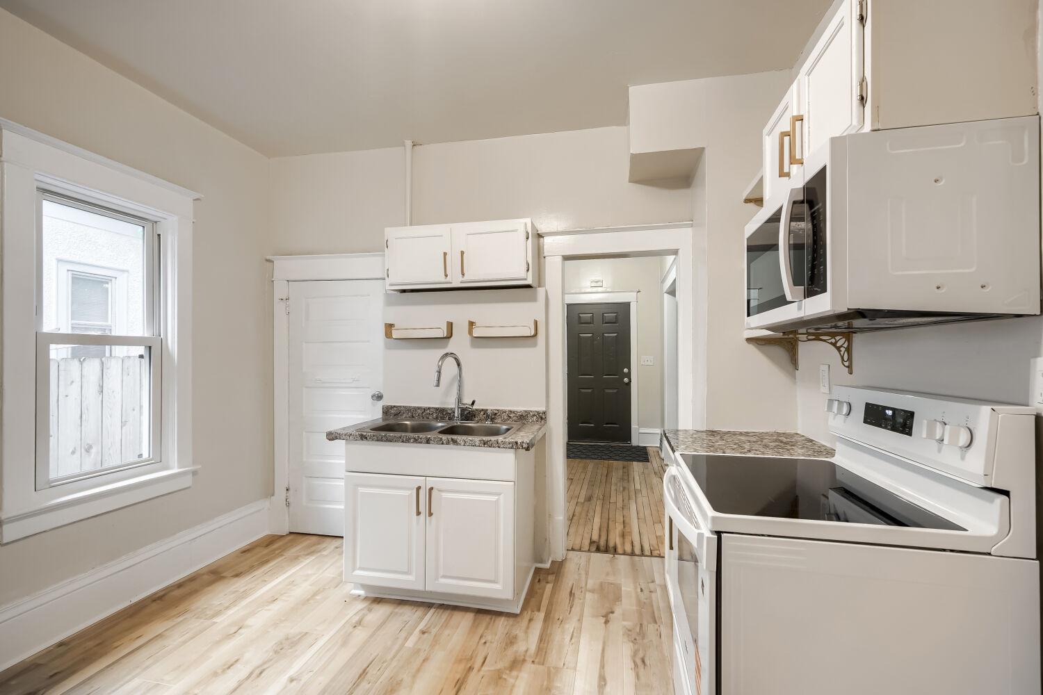 View of Residential at 3507 Newton Avenue, Minneapolis MN 55412, Minneapolis (11 of 24) - Mike Wilen | Minnesota Team Real Estate