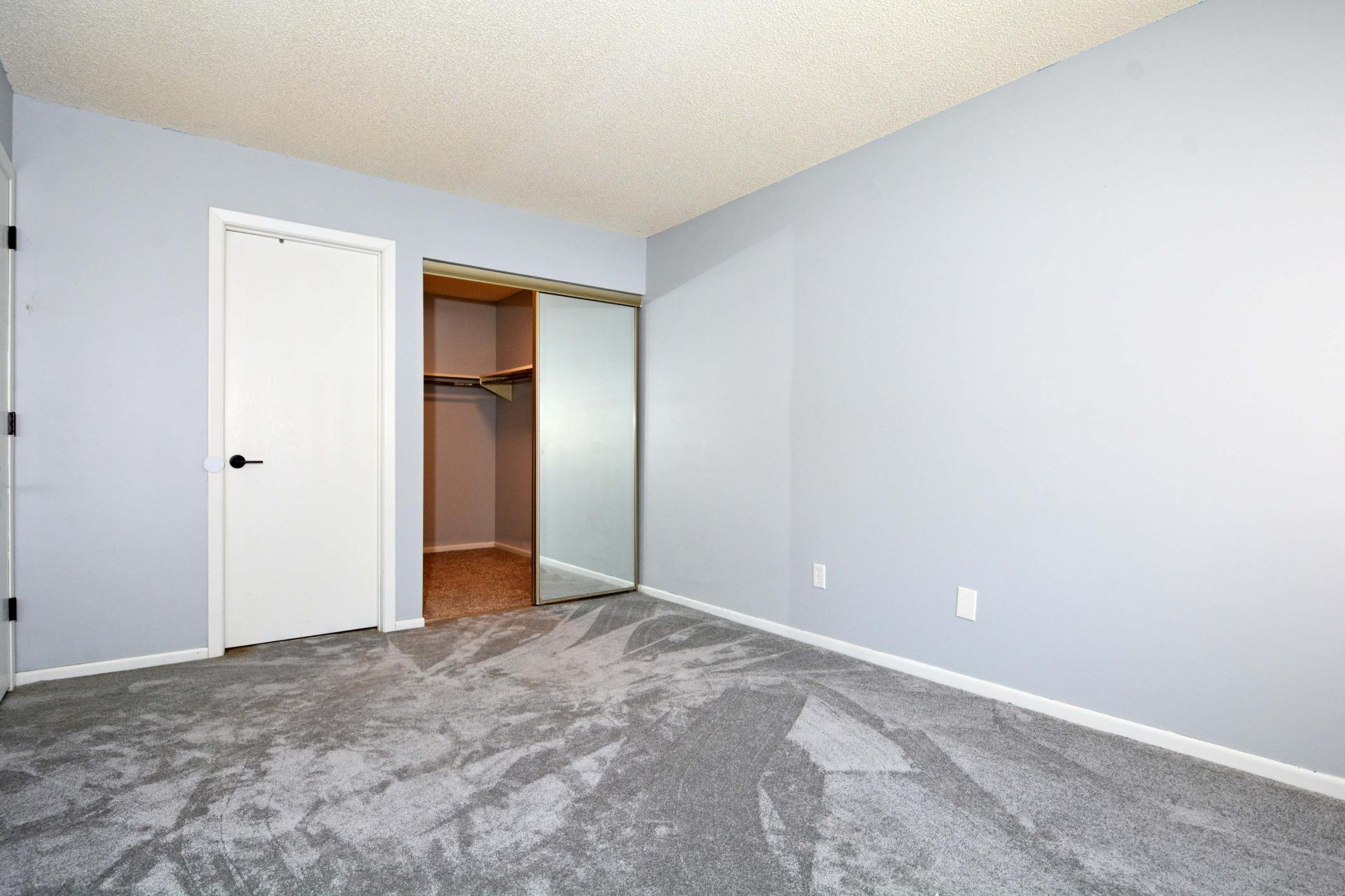 View of Residential at 2076 Pathways Drive #1, Saint Paul MN 55119, Saint Paul (15 of 22) - Mike Wilen | Minnesota Team Real Estate
