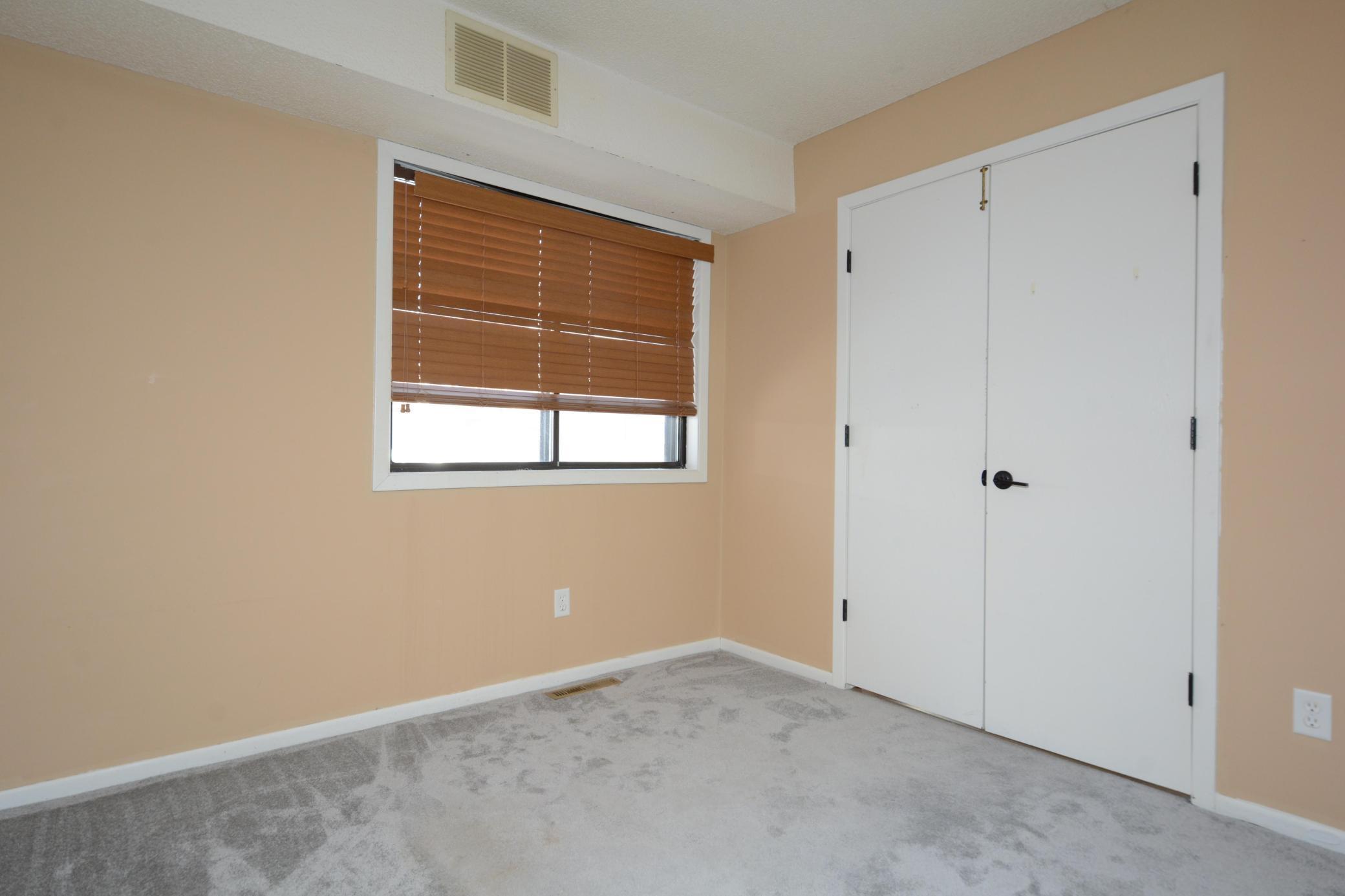 View of Residential at 2076 Pathways Drive #1, Saint Paul MN 55119, Saint Paul (12 of 22) - Mike Wilen | Minnesota Team Real Estate