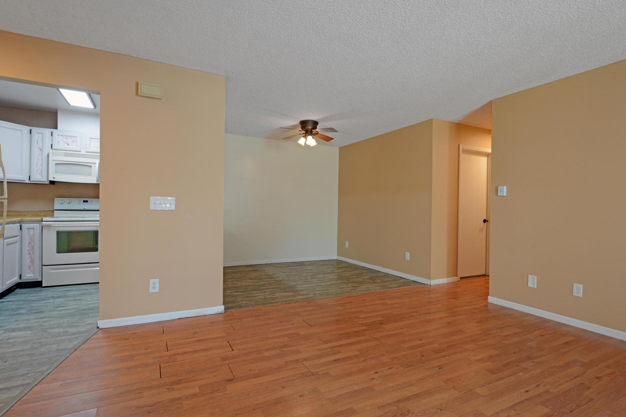 View of Residential at 2076 Pathways Drive #1, Saint Paul MN 55119, Saint Paul (11 of 22) - Mike Wilen | Minnesota Team Real Estate