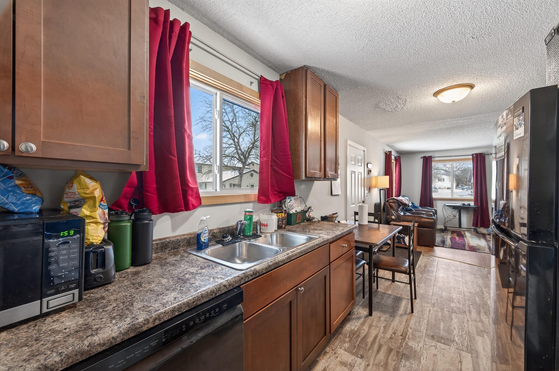 View of Residential at 6530 83rd Court, Brooklyn Park MN 55445, Brooklyn Park (7 of 13) - Mike Wilen | Minnesota Team Real Estate