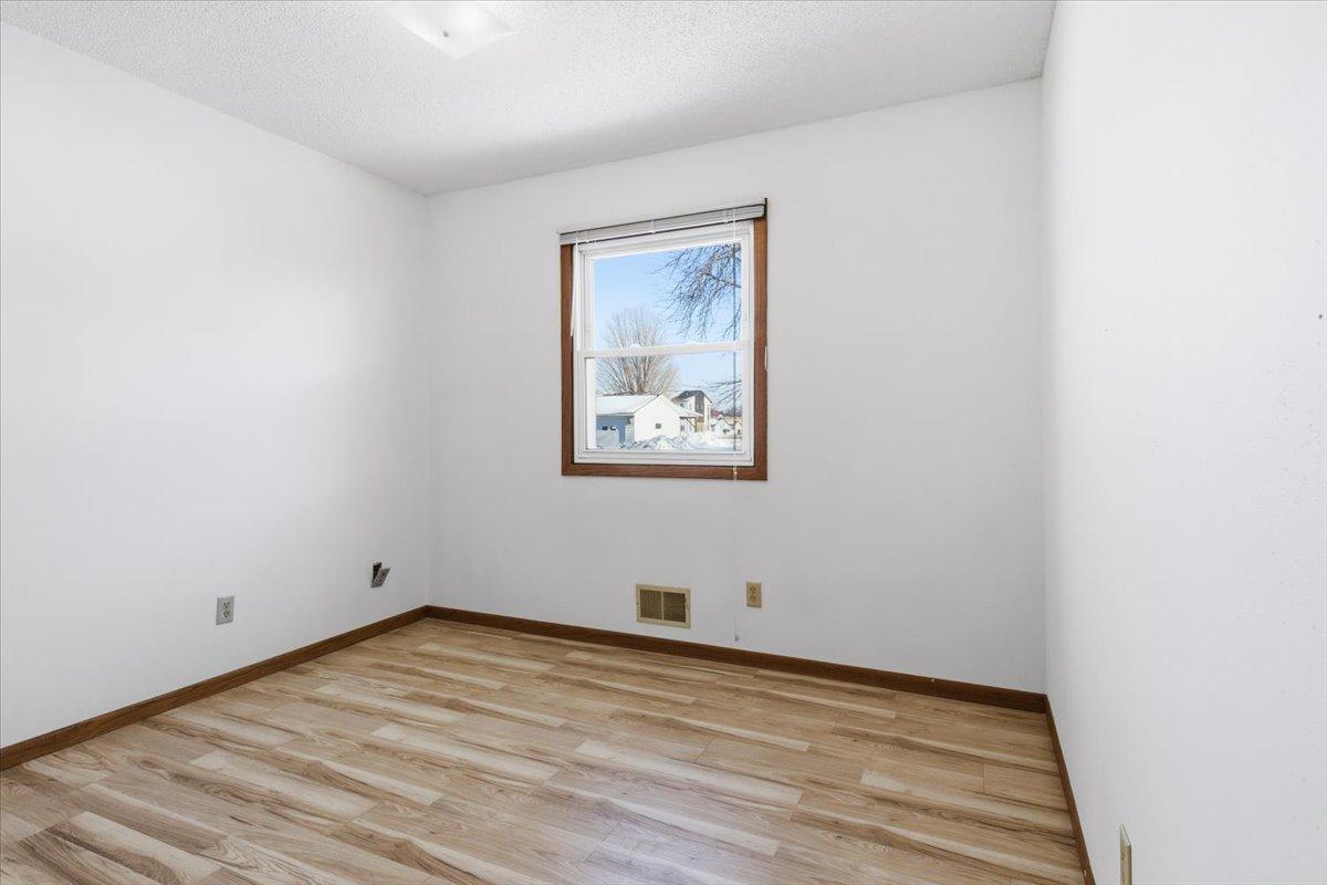 View of Residential at 3525 Vermillion Street, Hastings MN 55033, Hastings (32 of 67) - Mike Wilen | Minnesota Team Real Estate