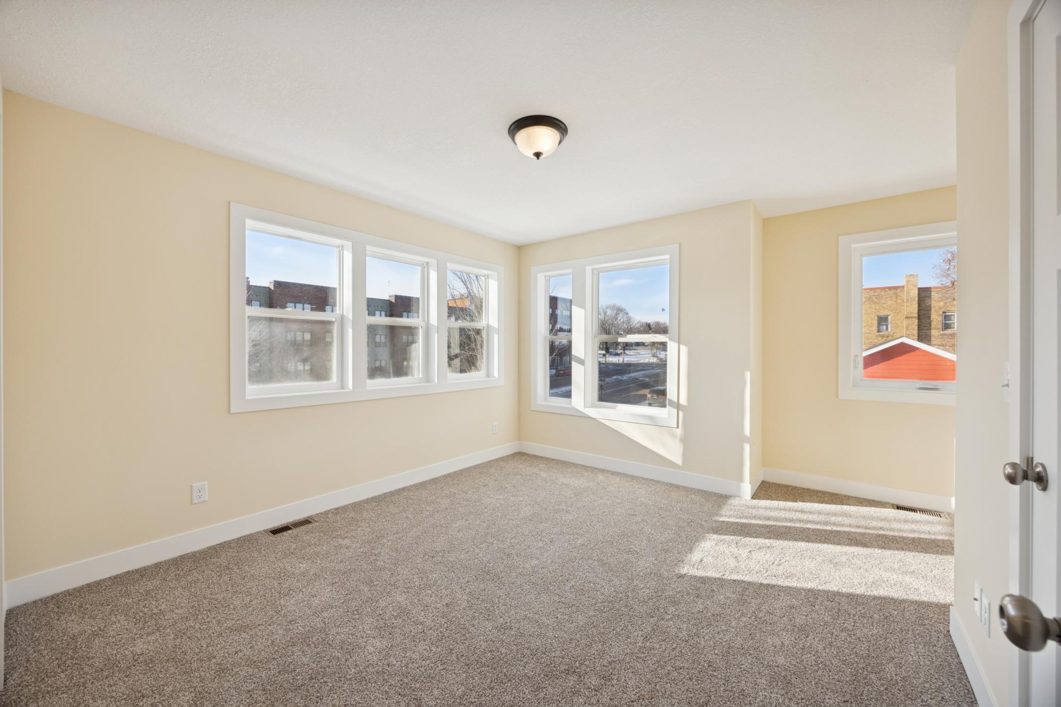 View of Residential at 3201 6th Street, Minneapolis MN 55412, Minneapolis (13 of 25) - Mike Wilen | Minnesota Team Real Estate