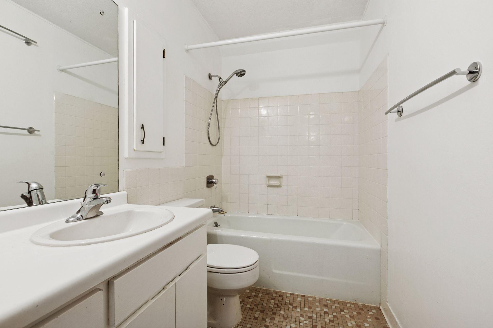 View of Residential at 1920 1st Street #707, Minneapolis MN 55454, Minneapolis (18 of 35) - Mike Wilen | Minnesota Team Real Estate