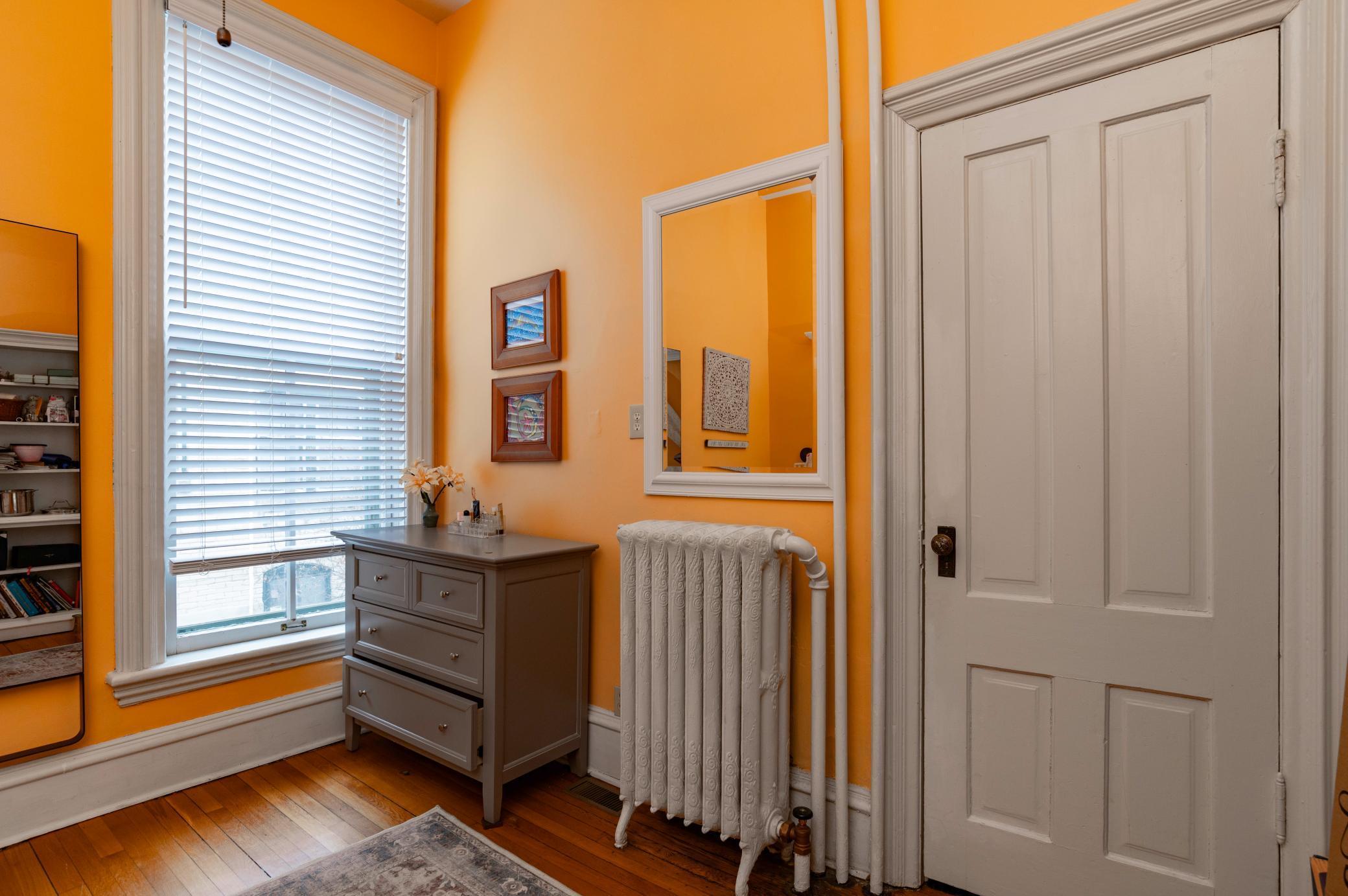 View of Residential Income at 846 Lincoln Avenue, Saint Paul MN 55105, Saint Paul (19 of 38) - Mike Wilen | Minnesota Team Real Estate