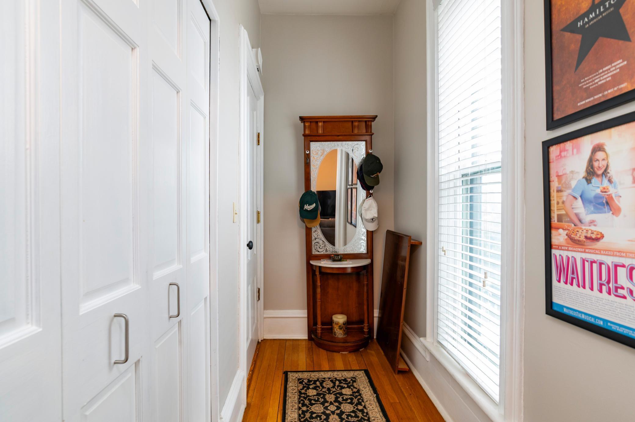 View of Residential Income at 846 Lincoln Avenue, Saint Paul MN 55105, Saint Paul (27 of 38) - Mike Wilen | Minnesota Team Real Estate