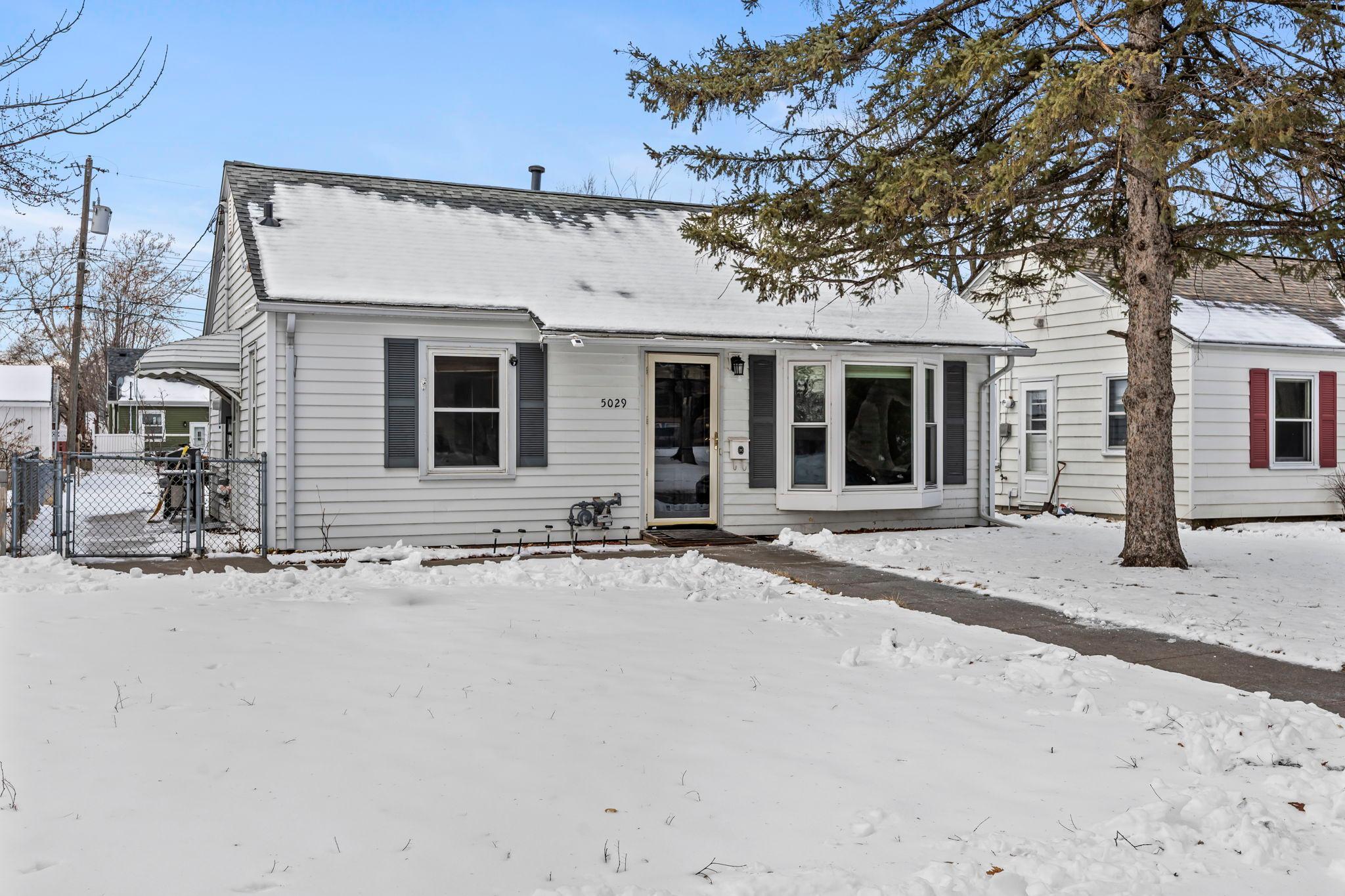 View of Residential at 5029 Dupont Avenue, Minneapolis MN 55430, Minneapolis - Mike Wilen | Minnesota Team Real Estate
