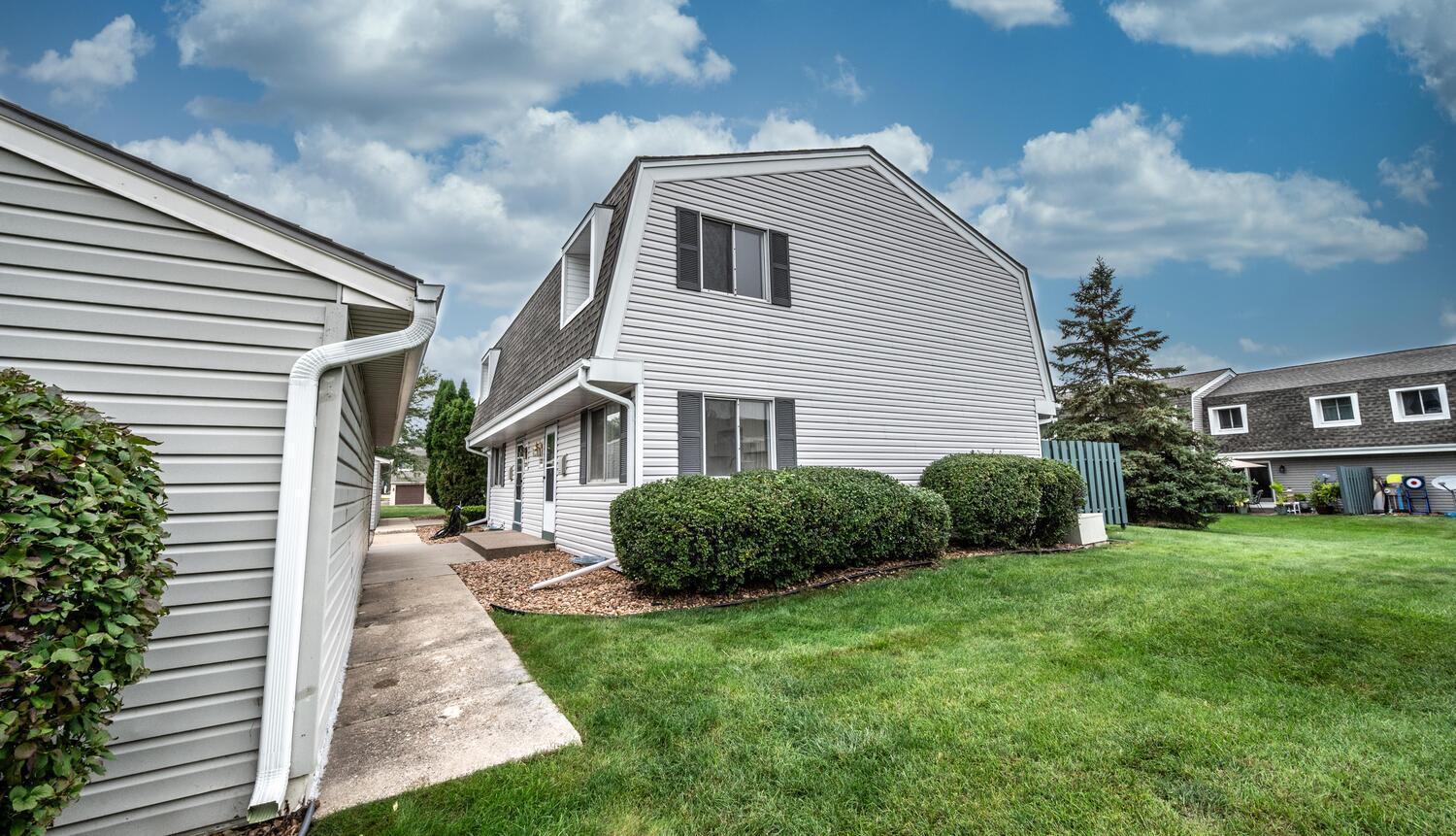 View of Residential at 2321 Pond Avenue, Maplewood MN 55119, Maplewood - Mike Wilen | Minnesota Team Real Estate