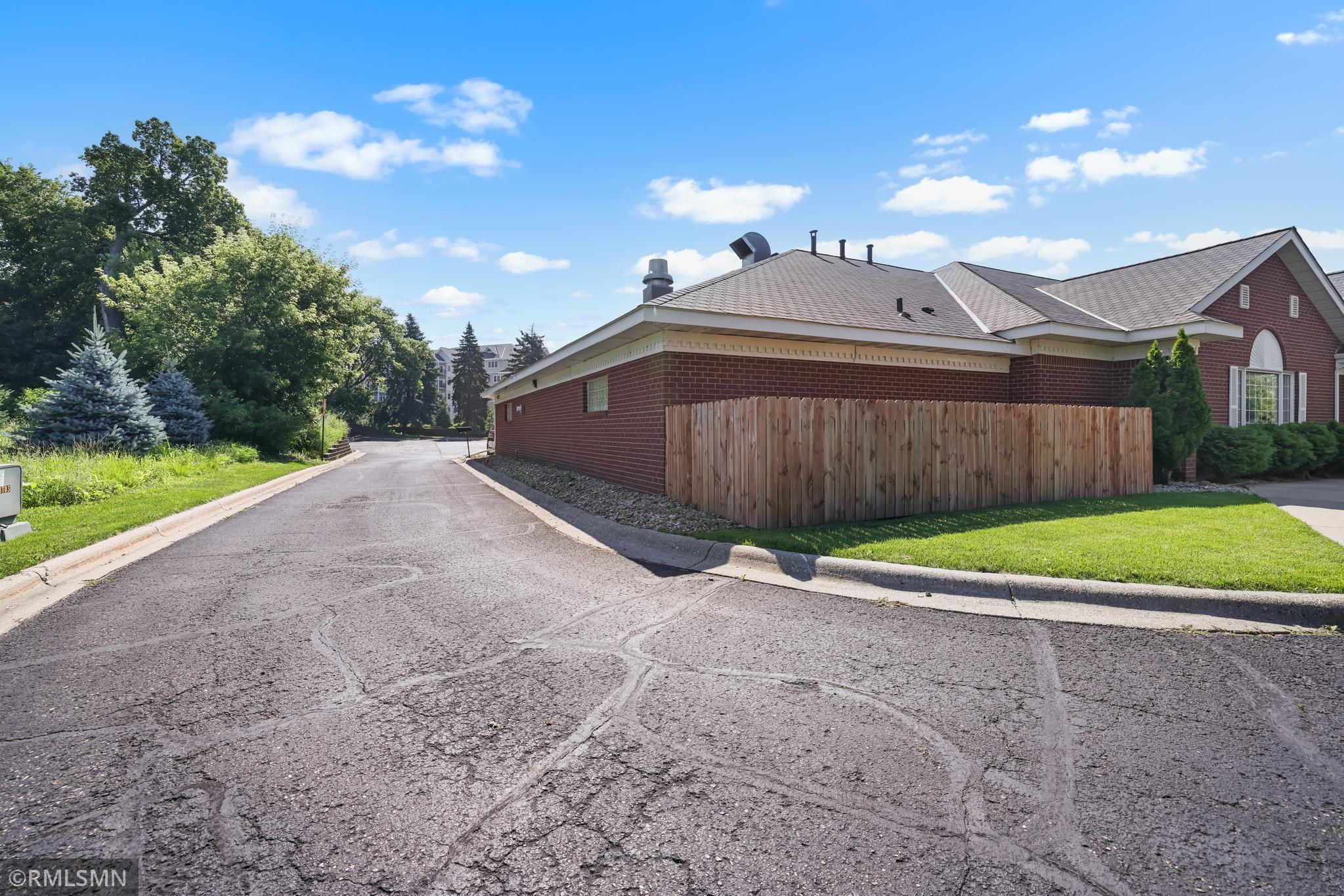 View of Commercial Sale at 16394 Glory Lane, Eden Prairie MN 55344, Eden Prairie (33 of 35) - Mike Wilen | Minnesota Team Real Estate