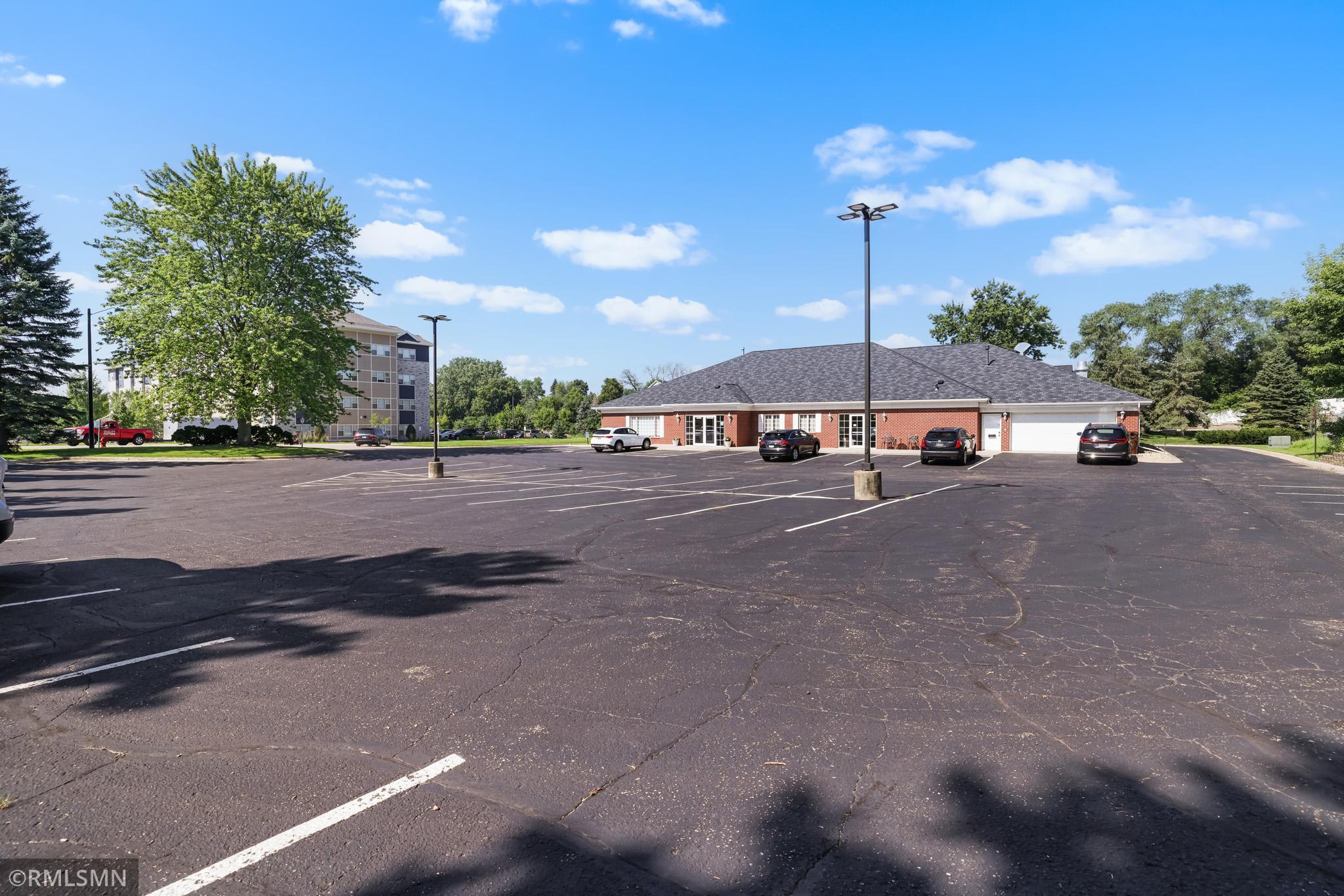 View of Commercial Sale at 16394 Glory Lane, Eden Prairie MN 55344, Eden Prairie (25 of 35) - Mike Wilen | Minnesota Team Real Estate