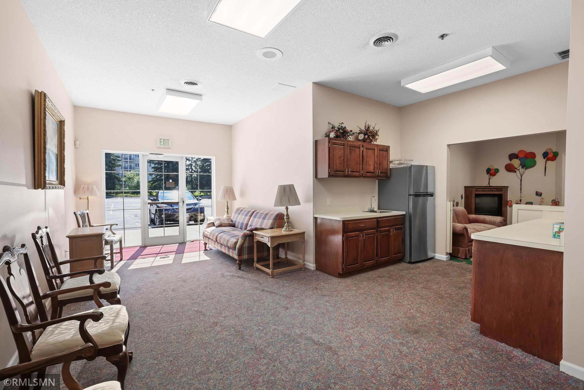 View of Commercial Sale at 16394 Glory Lane, Eden Prairie MN 55344, Eden Prairie (22 of 35) - Mike Wilen | Minnesota Team Real Estate