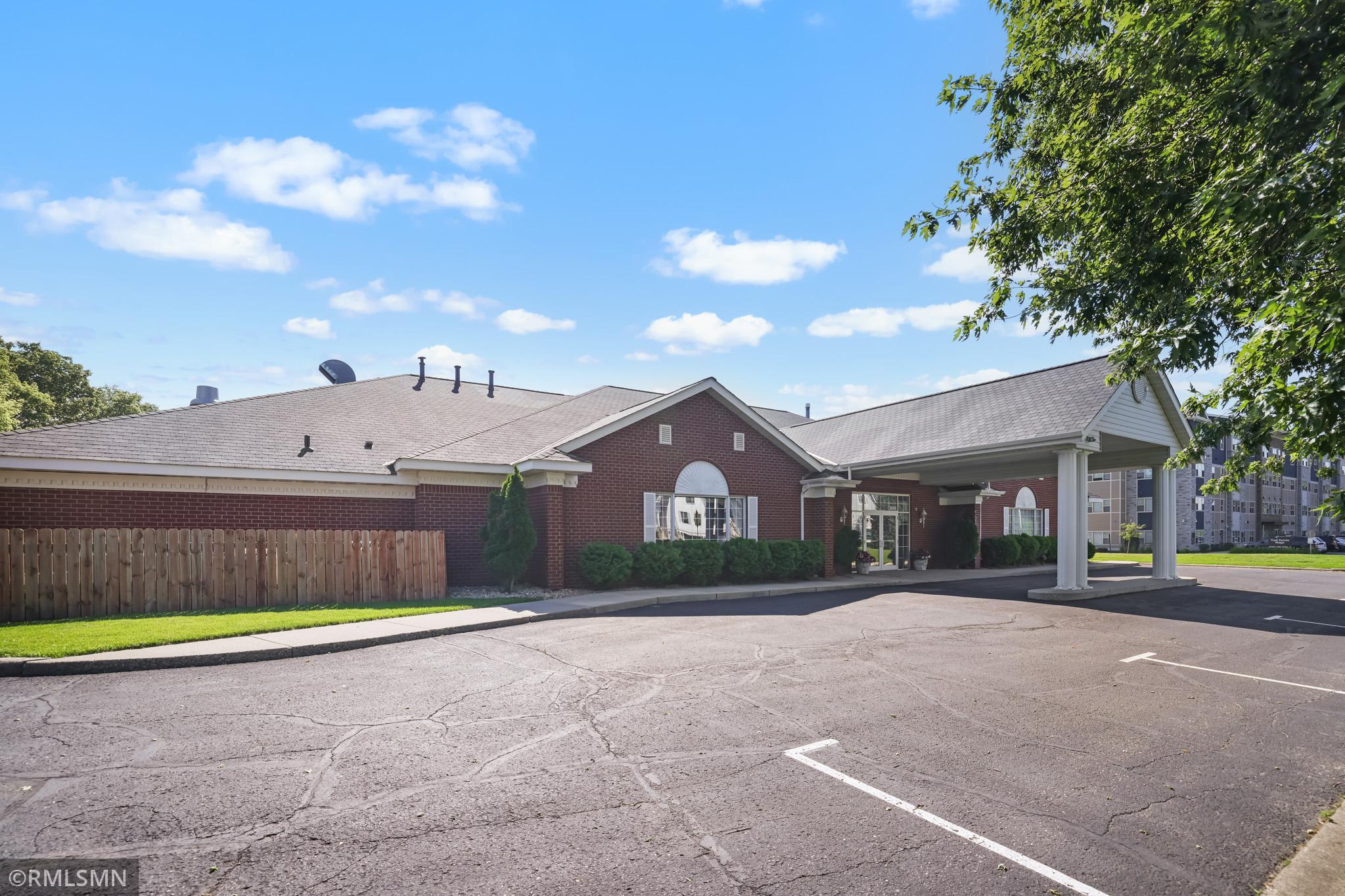 View of Commercial Sale at 16394 Glory Lane, Eden Prairie MN 55344, Eden Prairie (3 of 35) - Mike Wilen | Minnesota Team Real Estate