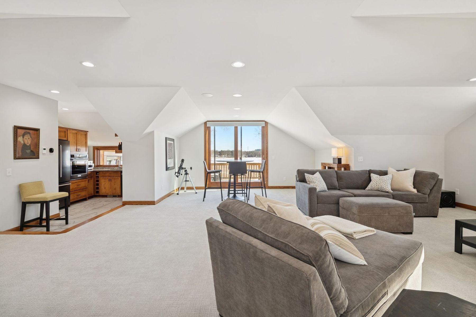 View of Residential at 5517 Dickson Road, Minnetonka MN 55345, Minnetonka (39 of 59) - Mike Wilen | Minnesota Team Real Estate