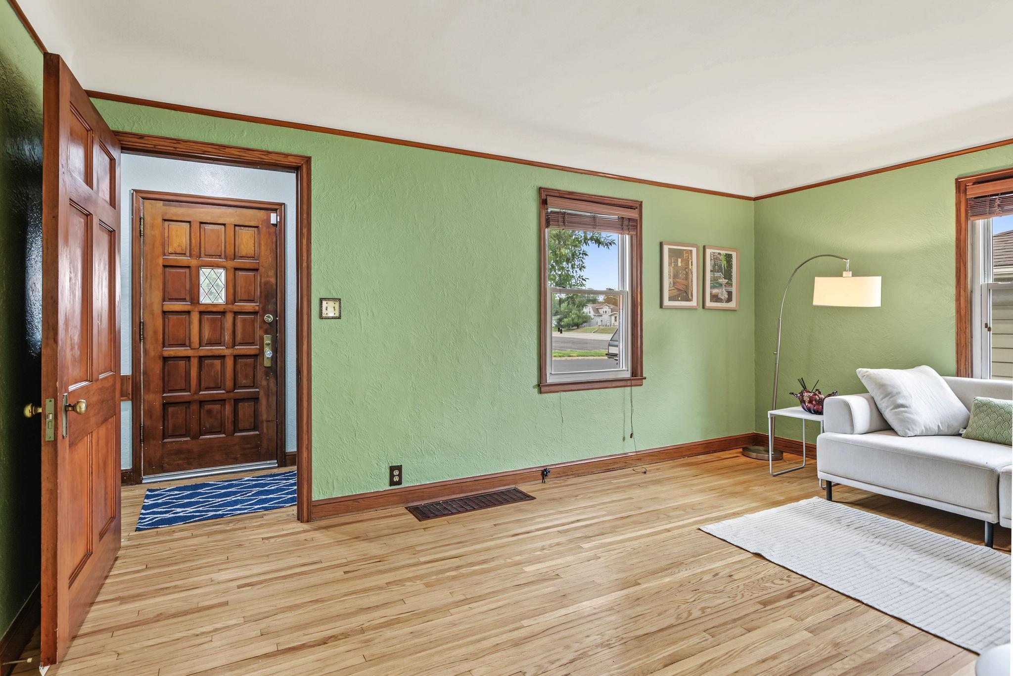View of Residential at 4018 Monroe Street, Columbia Heights MN 55421, Columbia Heights (7 of 31) - Mike Wilen | Minnesota Team Real Estate
