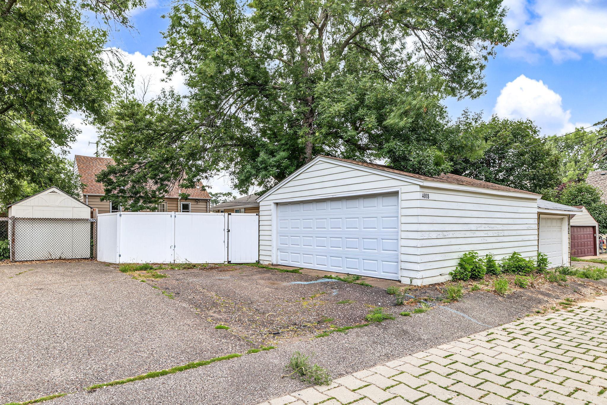 View of Residential at 4018 Monroe Street, Columbia Heights MN 55421, Columbia Heights (27 of 31) - Mike Wilen | Minnesota Team Real Estate