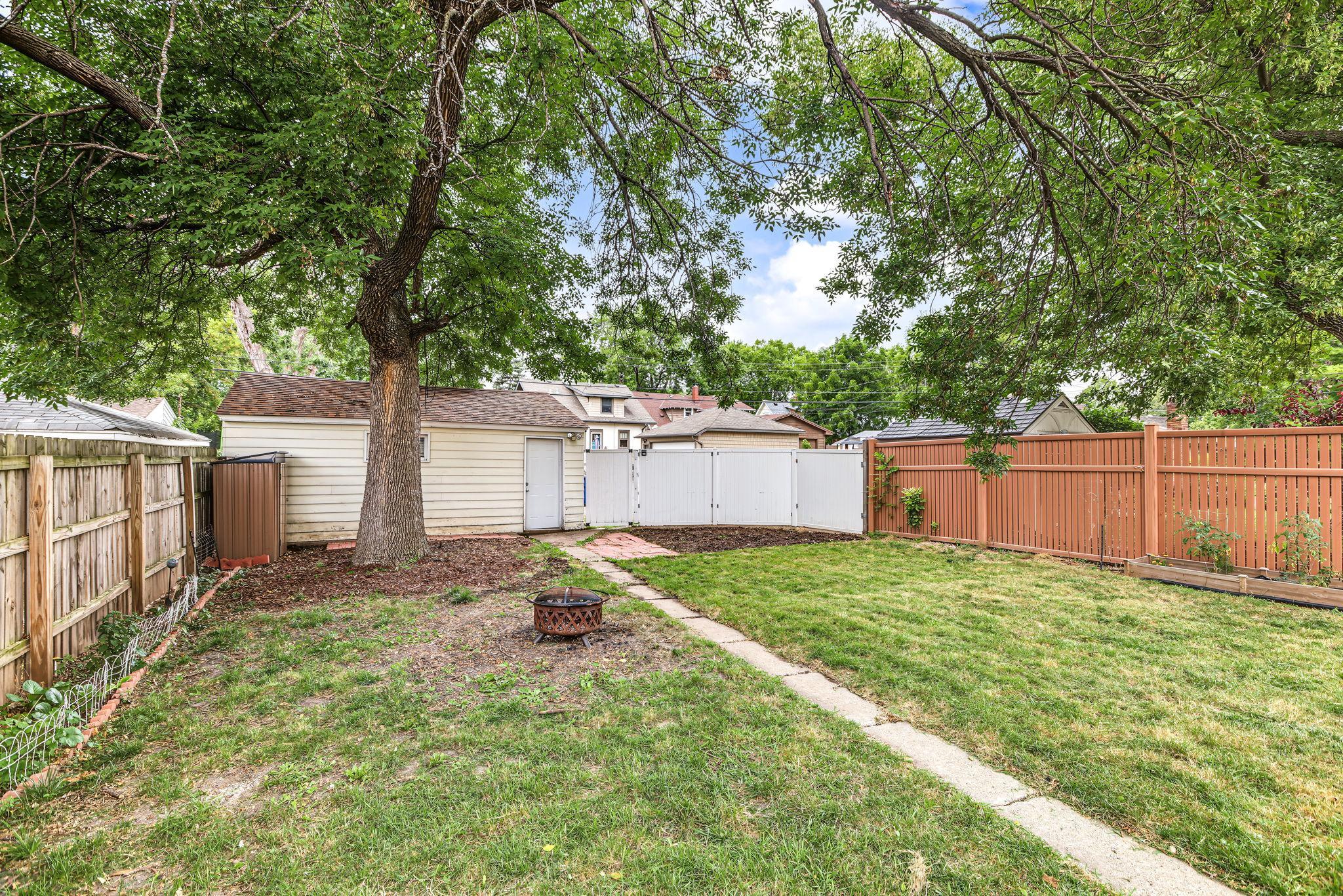 View of Residential at 4018 Monroe Street, Columbia Heights MN 55421, Columbia Heights (25 of 31) - Mike Wilen | Minnesota Team Real Estate
