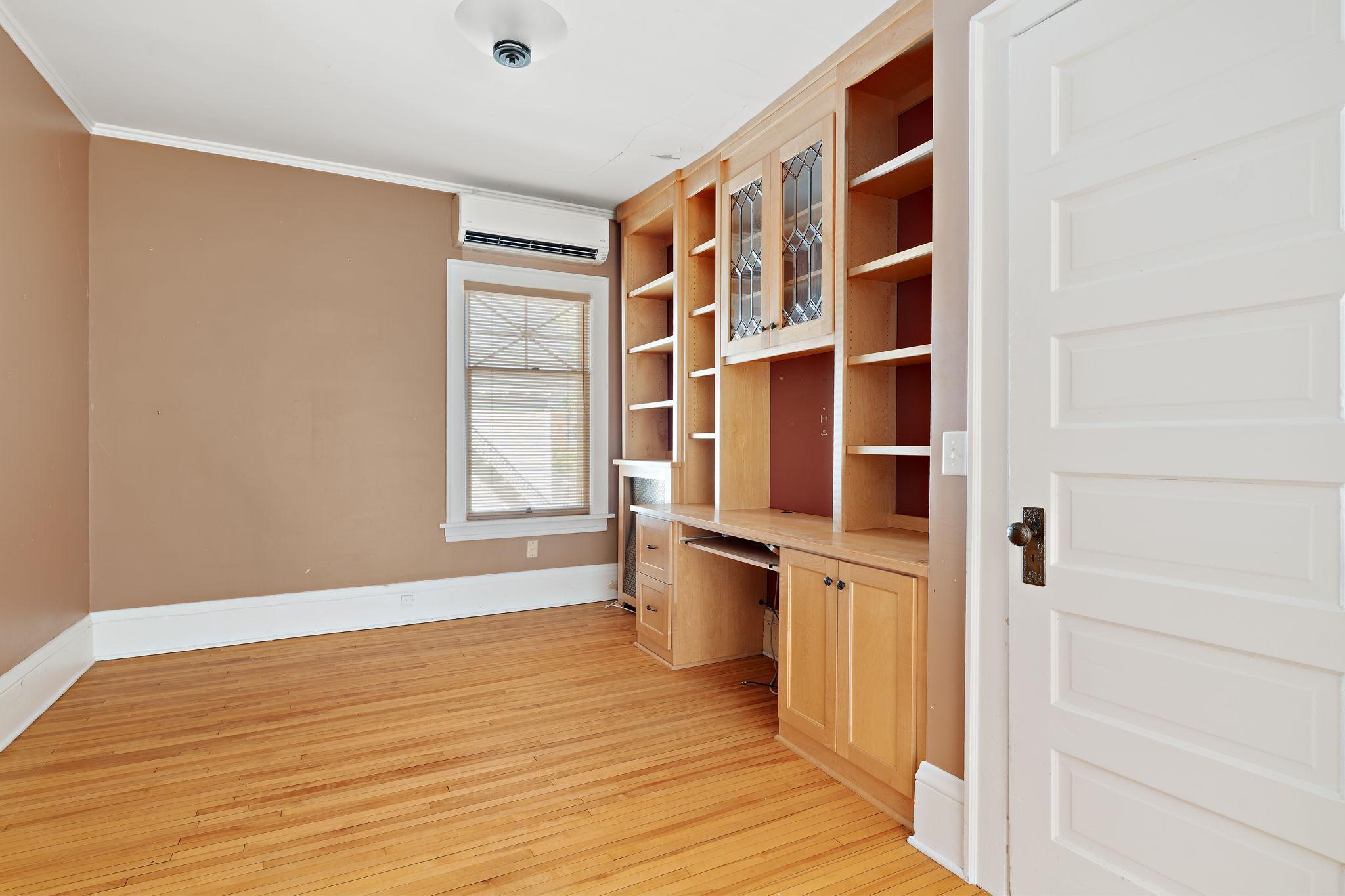 View of Residential Income at 3013 James Avenue, Minneapolis MN 55408, Minneapolis (17 of 33) - Mike Wilen | Minnesota Team Real Estate