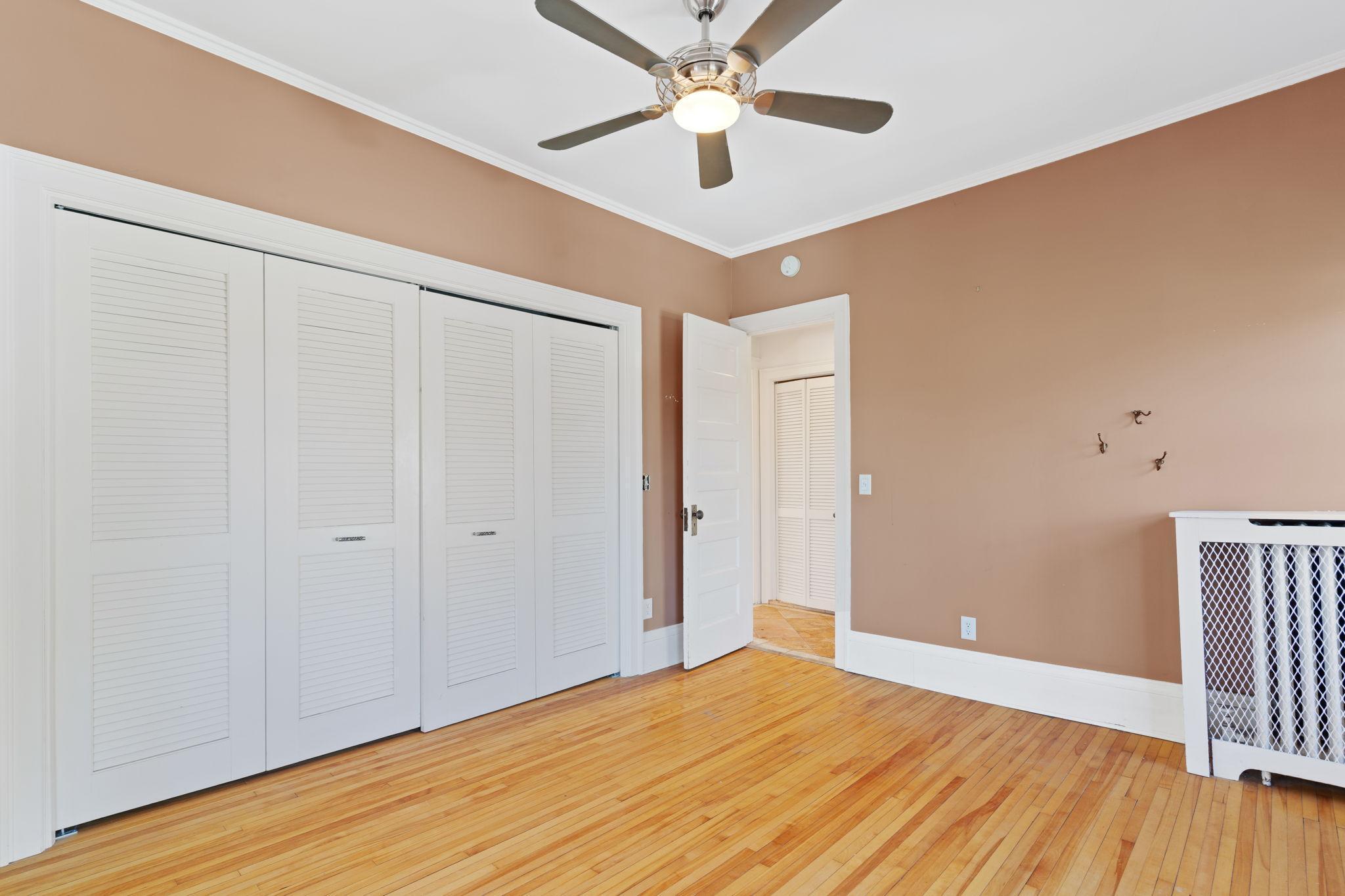 View of Residential Income at 3013 James Avenue, Minneapolis MN 55408, Minneapolis (21 of 33) - Mike Wilen | Minnesota Team Real Estate